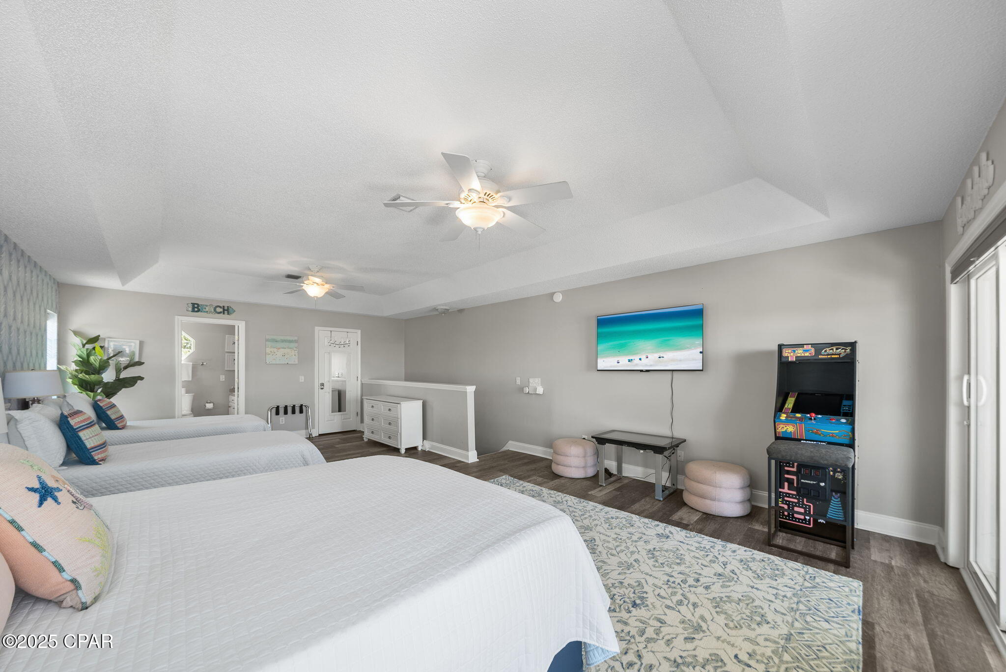 The Palms - Residential