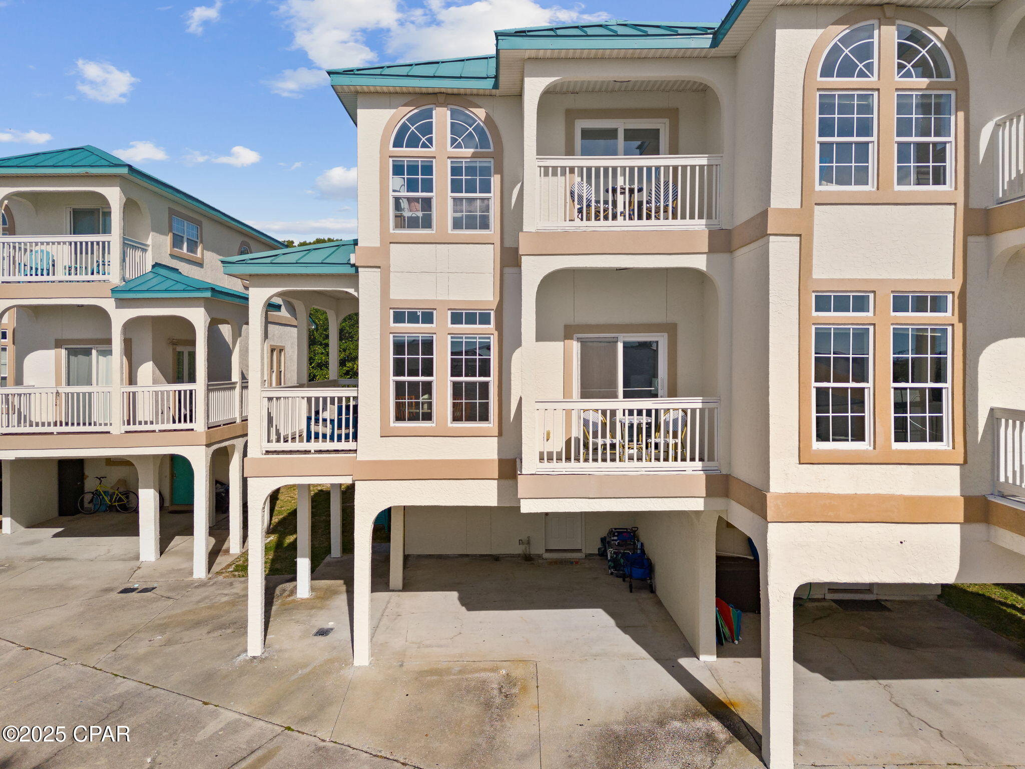 The Palms - Residential