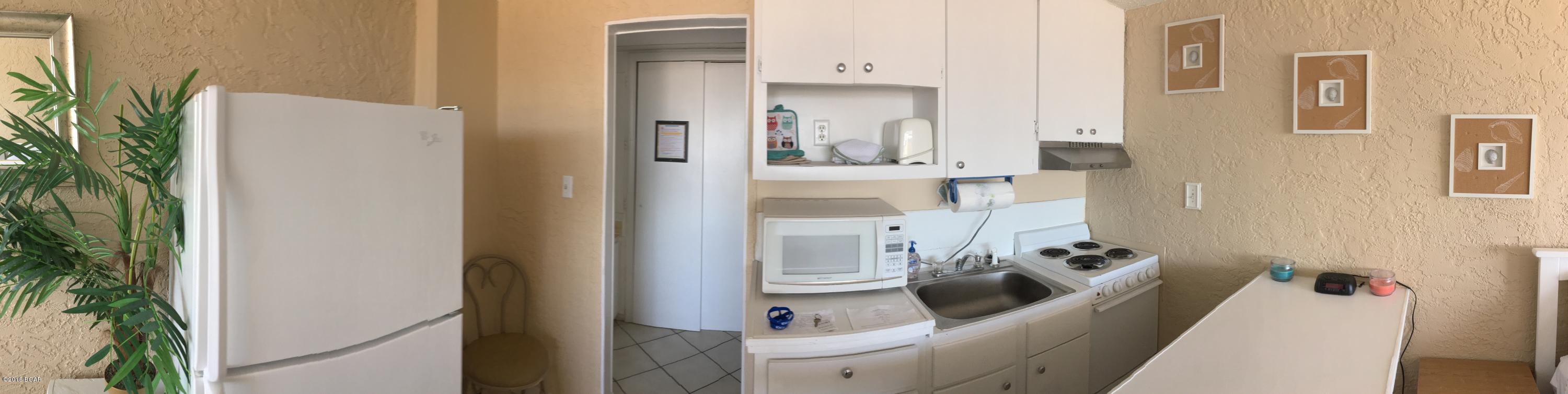 Fontainebleau Terrace - Residential