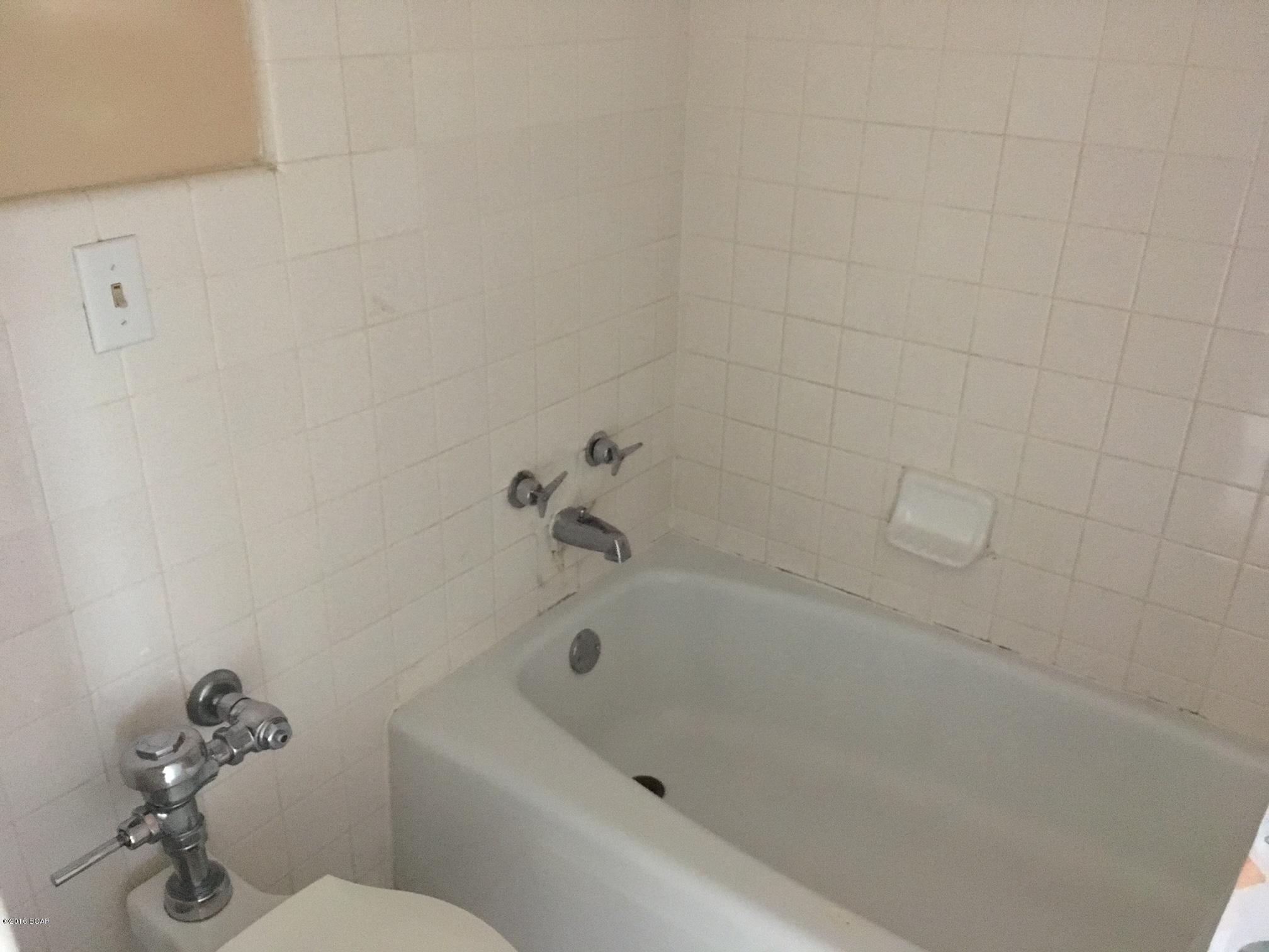 Fontainebleau Terrace - Residential