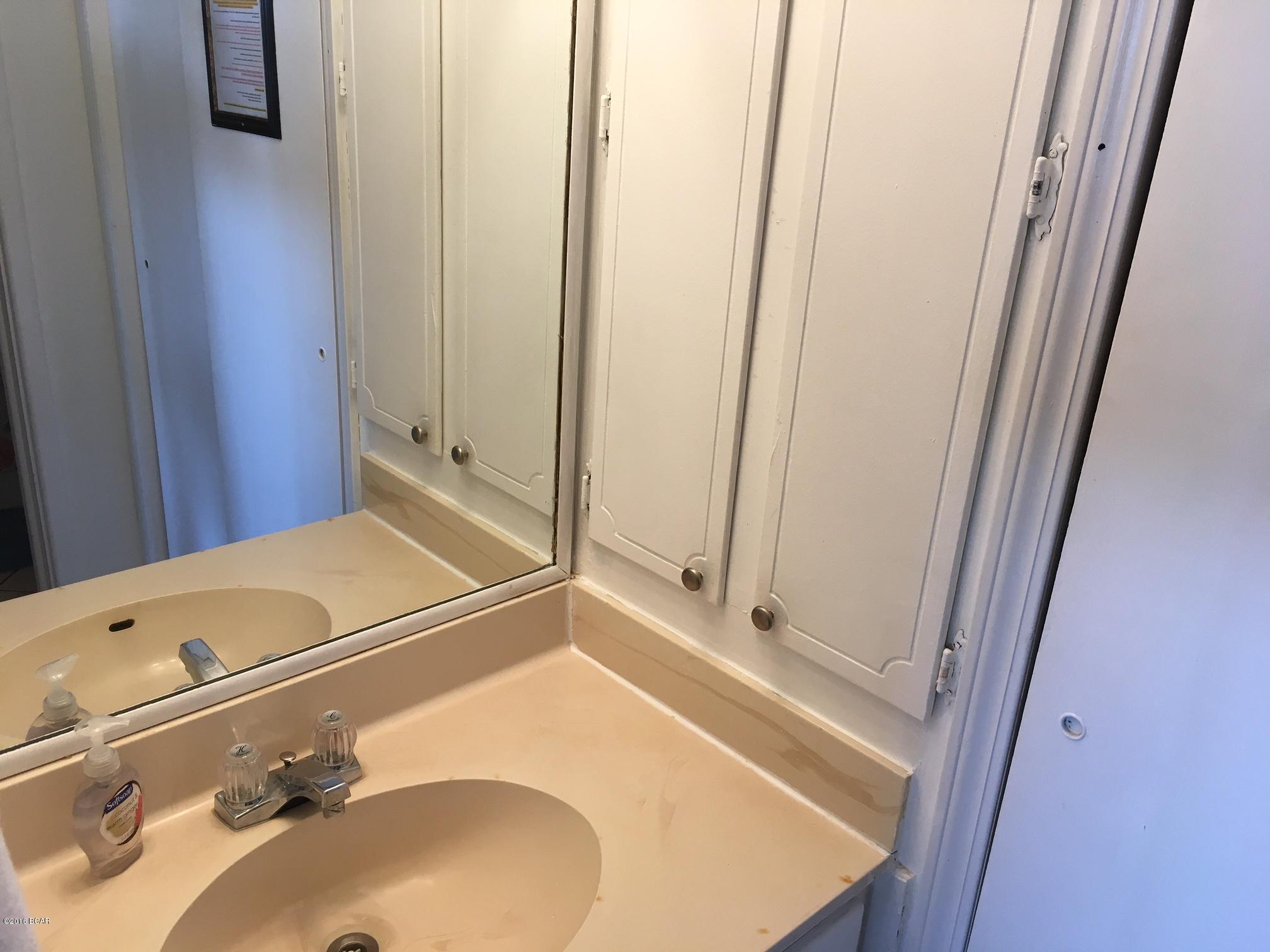 Fontainebleau Terrace - Residential