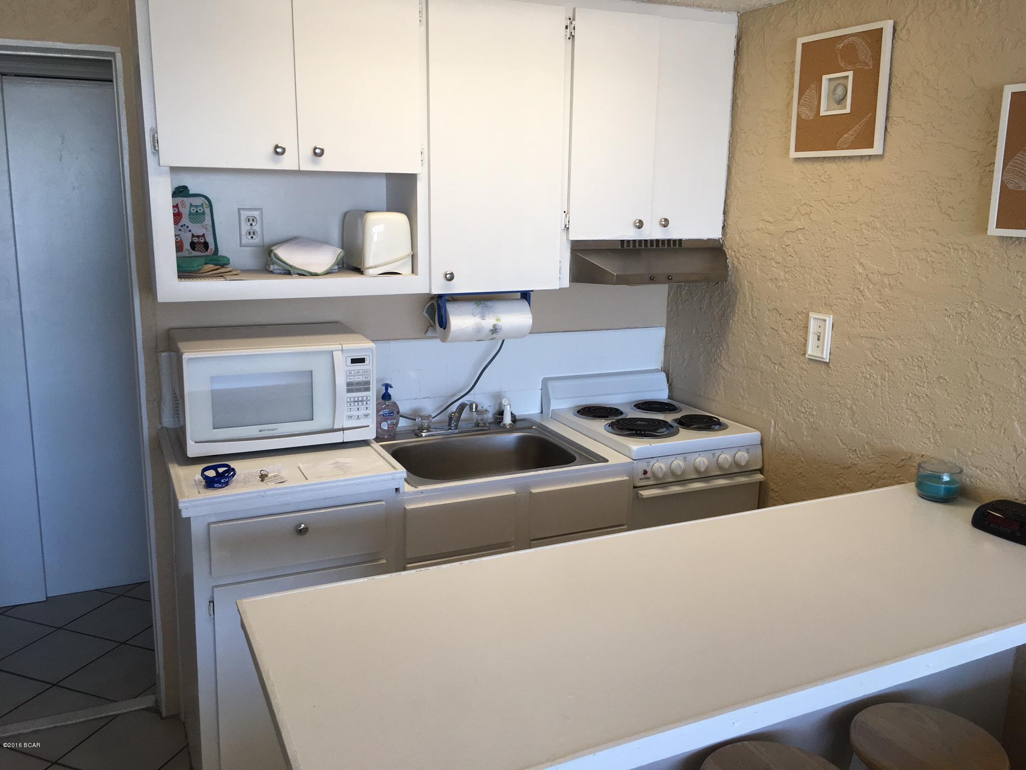 Fontainebleau Terrace - Residential