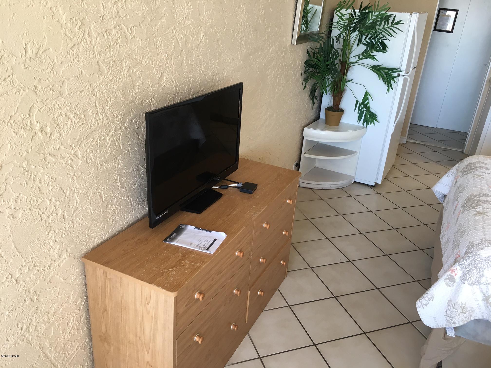 Fontainebleau Terrace - Residential