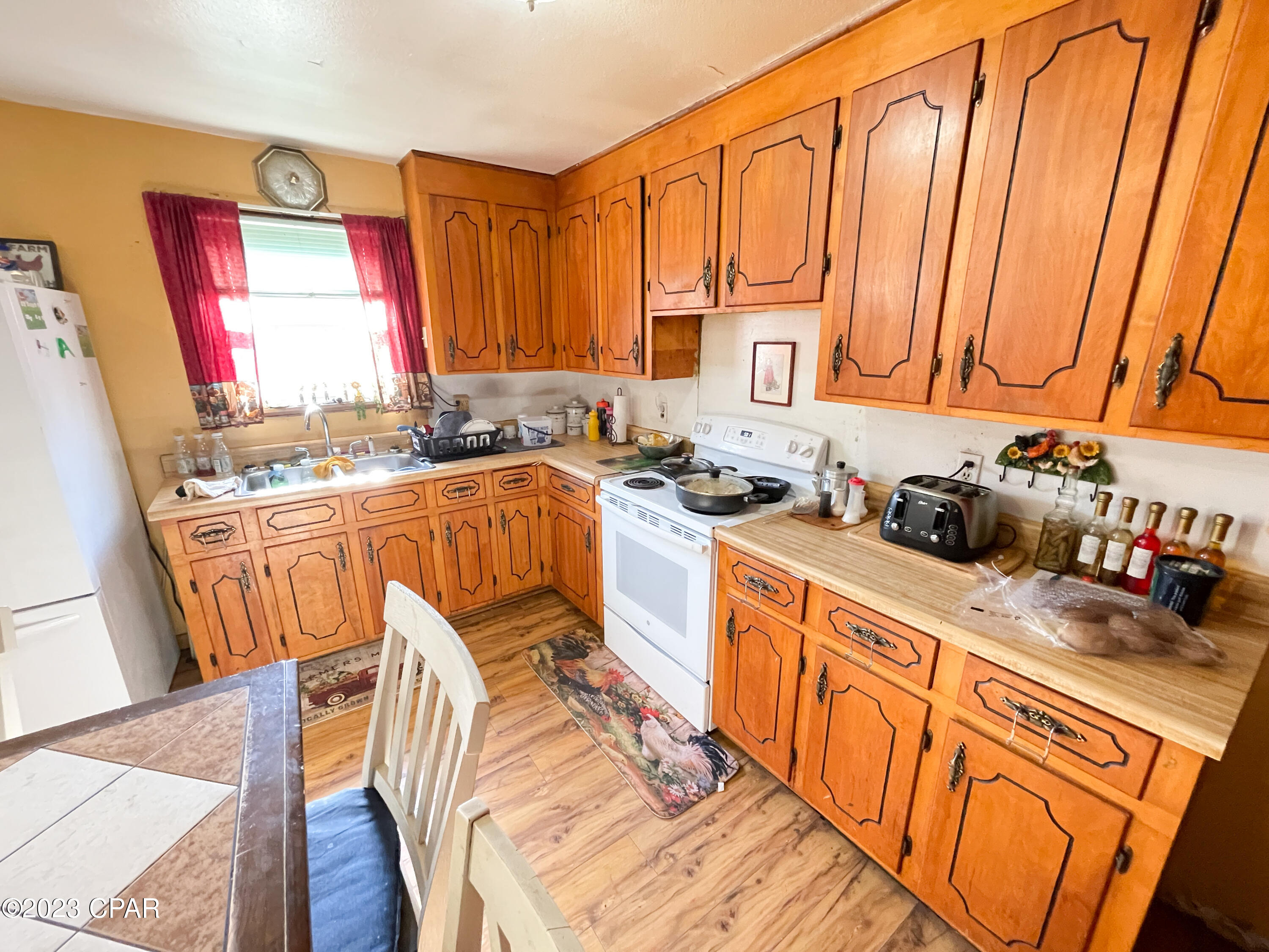 [No Recorded Subdiv] - Residential