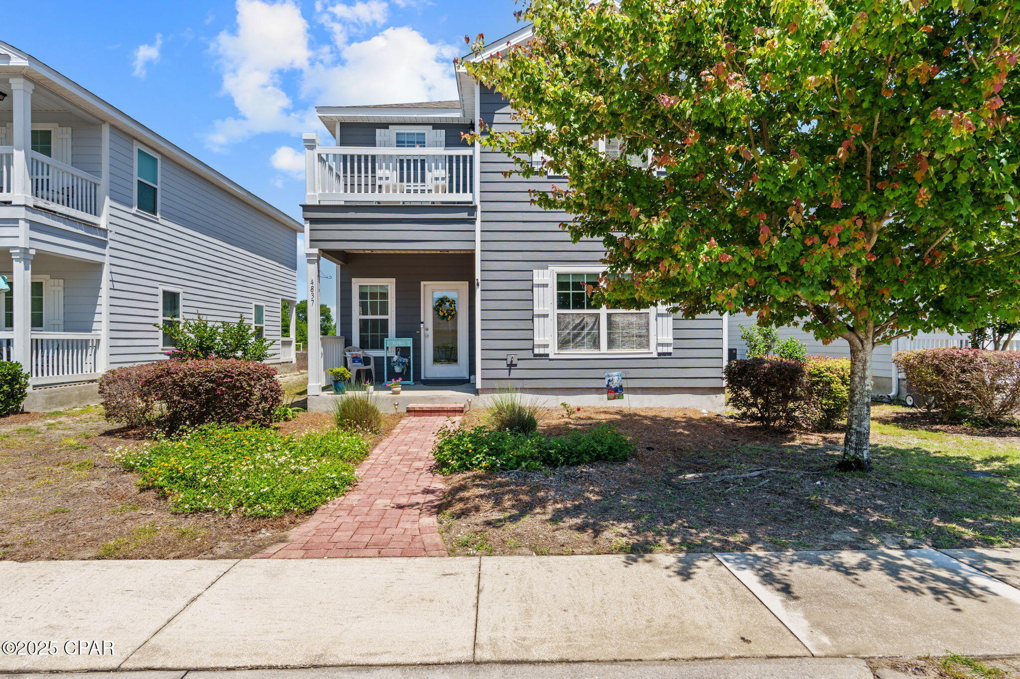 Magnolia Bay Club - Residential