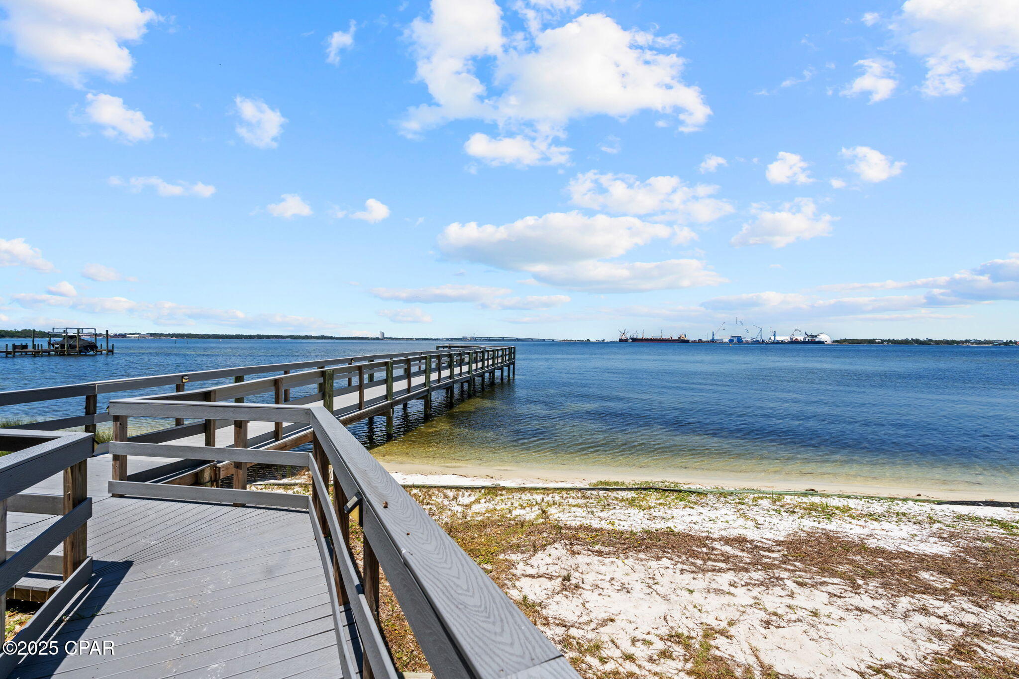 Magnolia Bay Club - Residential