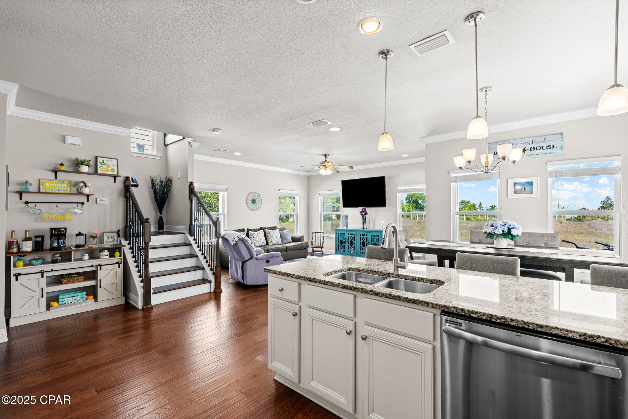 Magnolia Bay Club - Residential