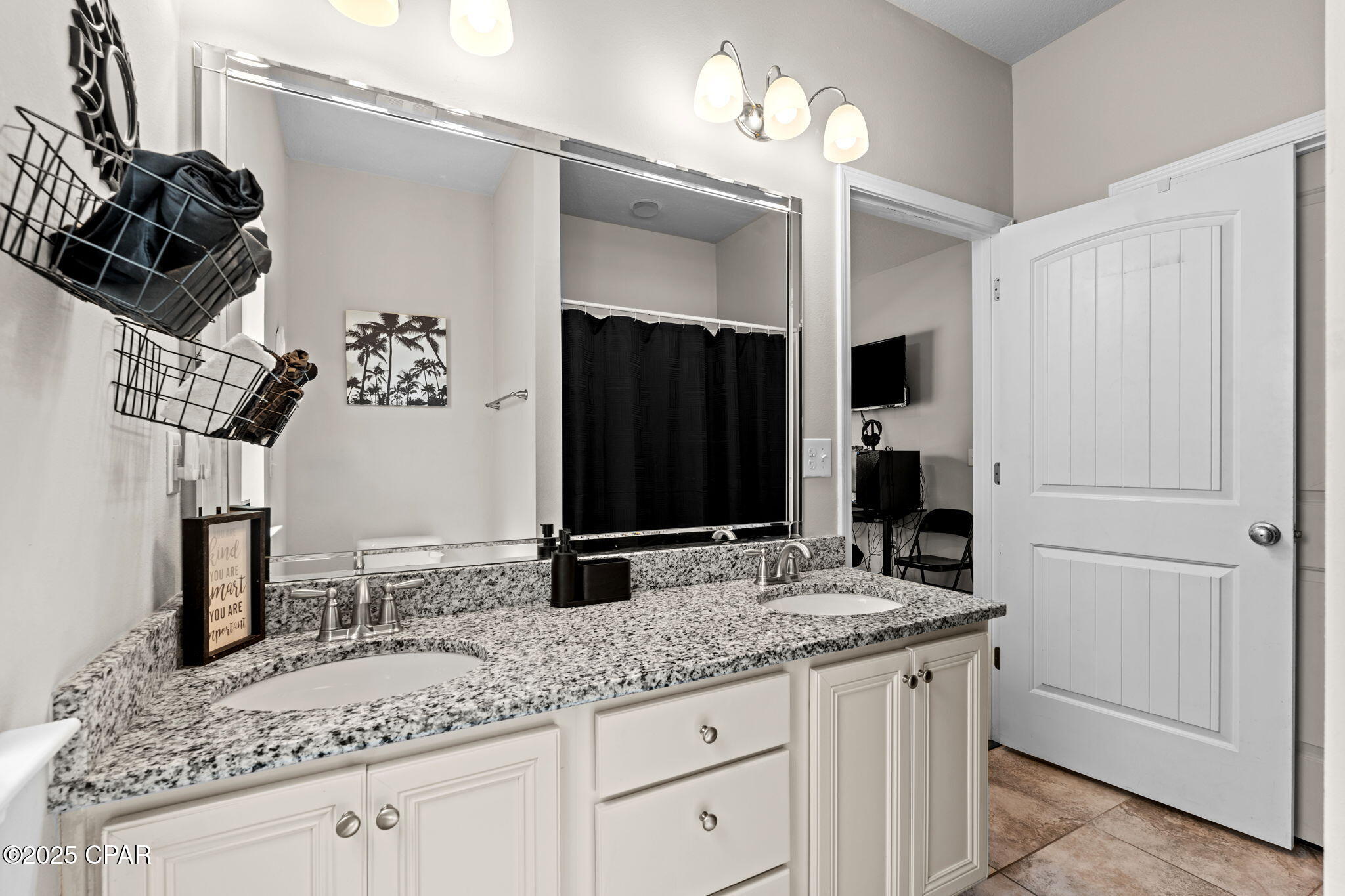 Magnolia Bay Club - Residential