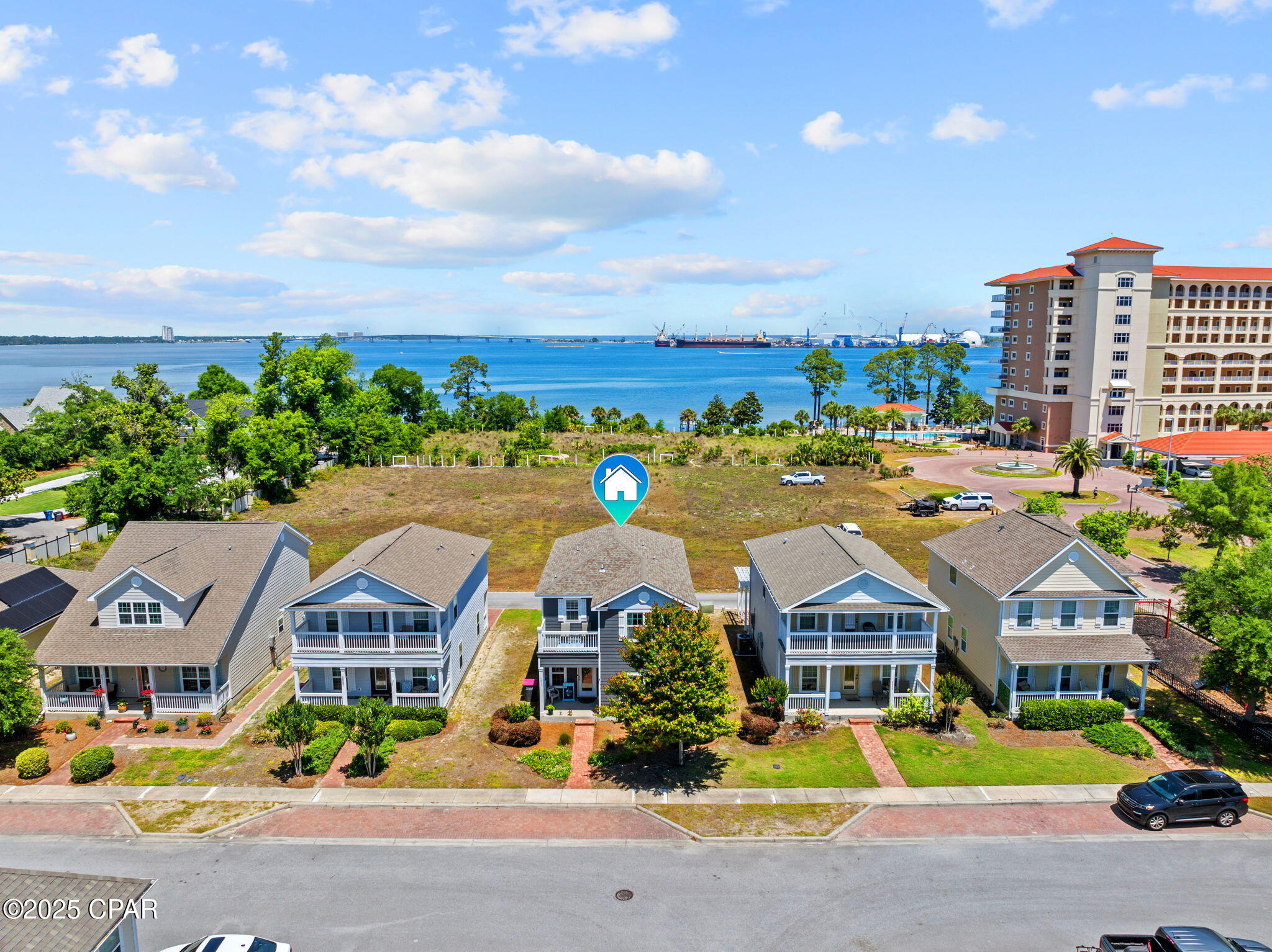 Magnolia Bay Club - Residential