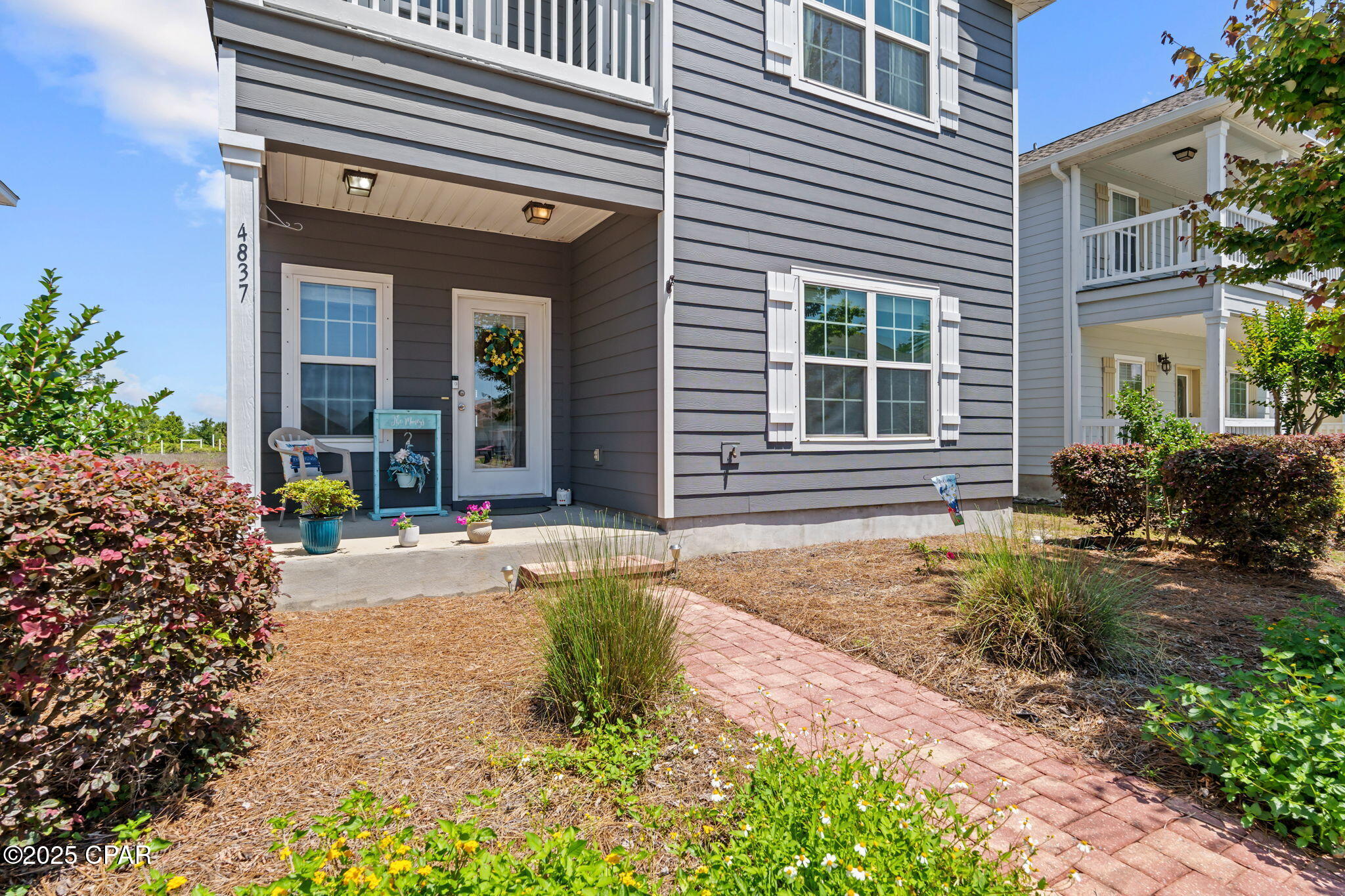 Magnolia Bay Club - Residential