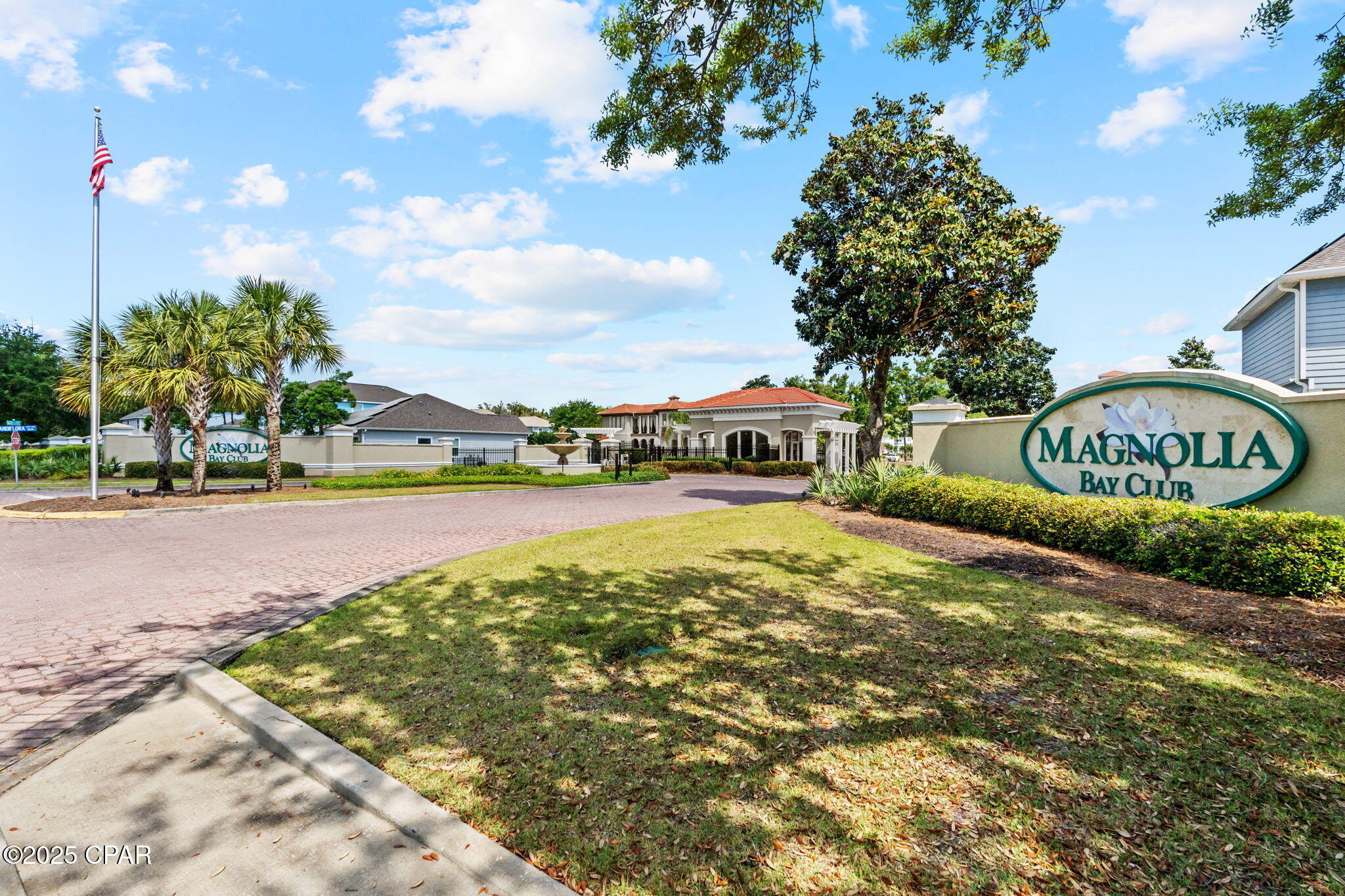 Magnolia Bay Club - Residential