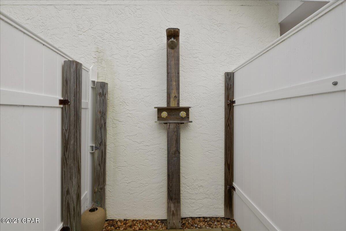 Seaclusion Beach - Residential