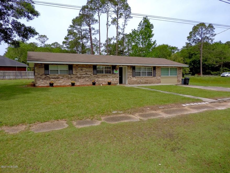 Updated Four bedroom three bath home located on a larger corner lot in College Point.When you enter the home it is bright and open with a large living room, separate eat in area, formal dining room and a nicely updated kitchen.Kitchen includes all stainless appliances, travertine countertops and a breakfast bar.There is Three bedrooms on one side of the home to include the Master bedroom that has its own en suite. The fourth bedroom that has its own bathroom and walk in closet; great for guests, grandparents, or older teenagers is on the opposite side or home.Two waterfront parks are within walking distance and are great for children to play at while Parents fish.There is a 12x20 tool shed in the backyard, great for the sportsman's stuff or yard equipment.Come view this home today!