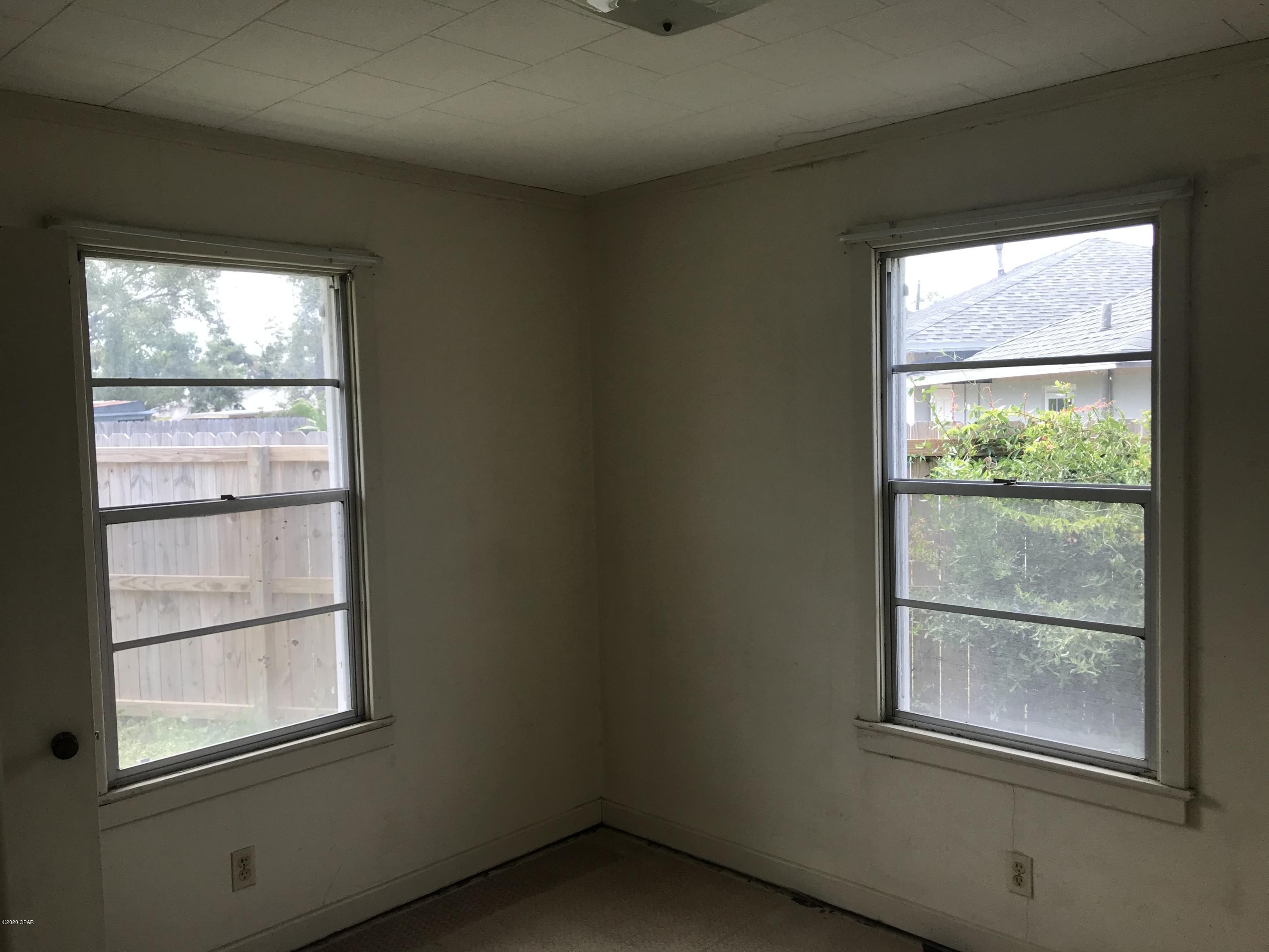 Sudduths 10Th Add - Residential