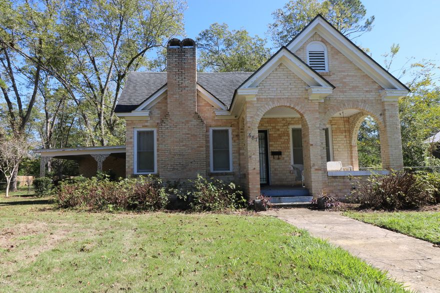 Beautiful move-in ready home on over 1 acre in the city limits of Chipley. Home is built with original Chipley brick. Additional features: cozy covered front and side porches, fenced back yard, 2 car carport, updated kitchen, newer roof and flooring, updated electrical, fireplace, formal dining room, and cozy breakfast room surrounded by big glass windows. Bonus: termite bond in place, storage building with lean-to out back. Close to shopping, medical facilities, I-10 and restaurants.