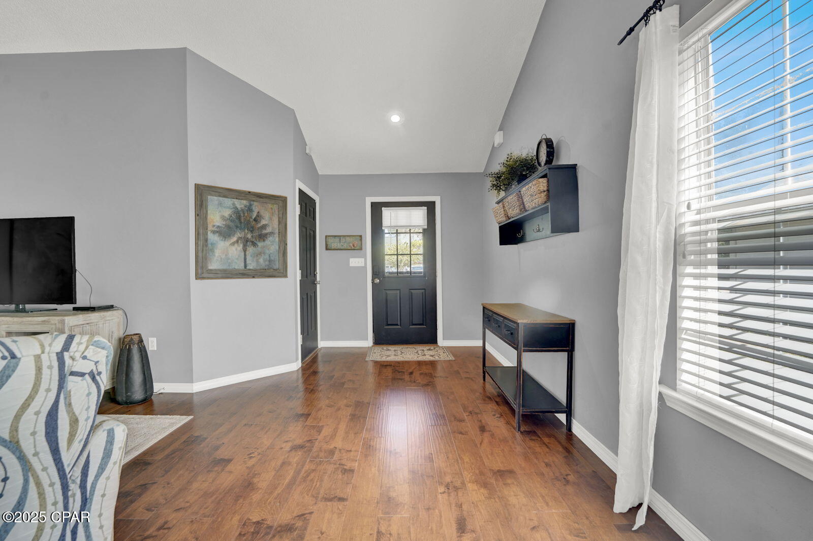 Escada - Residential