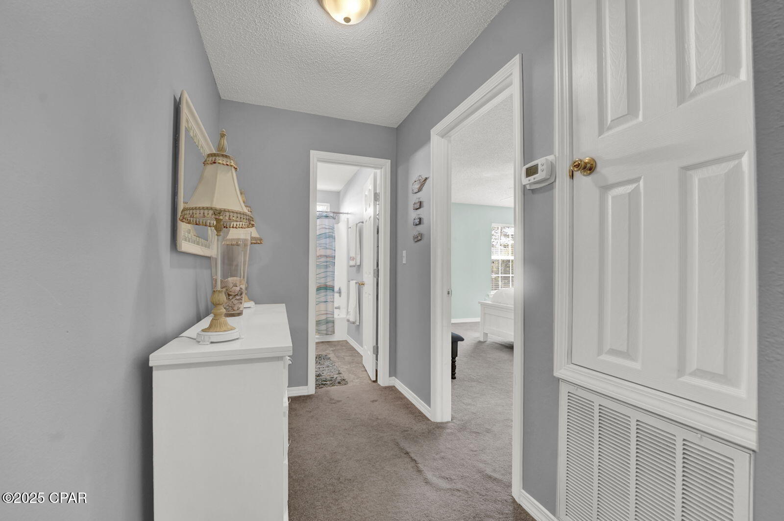 Escada - Residential