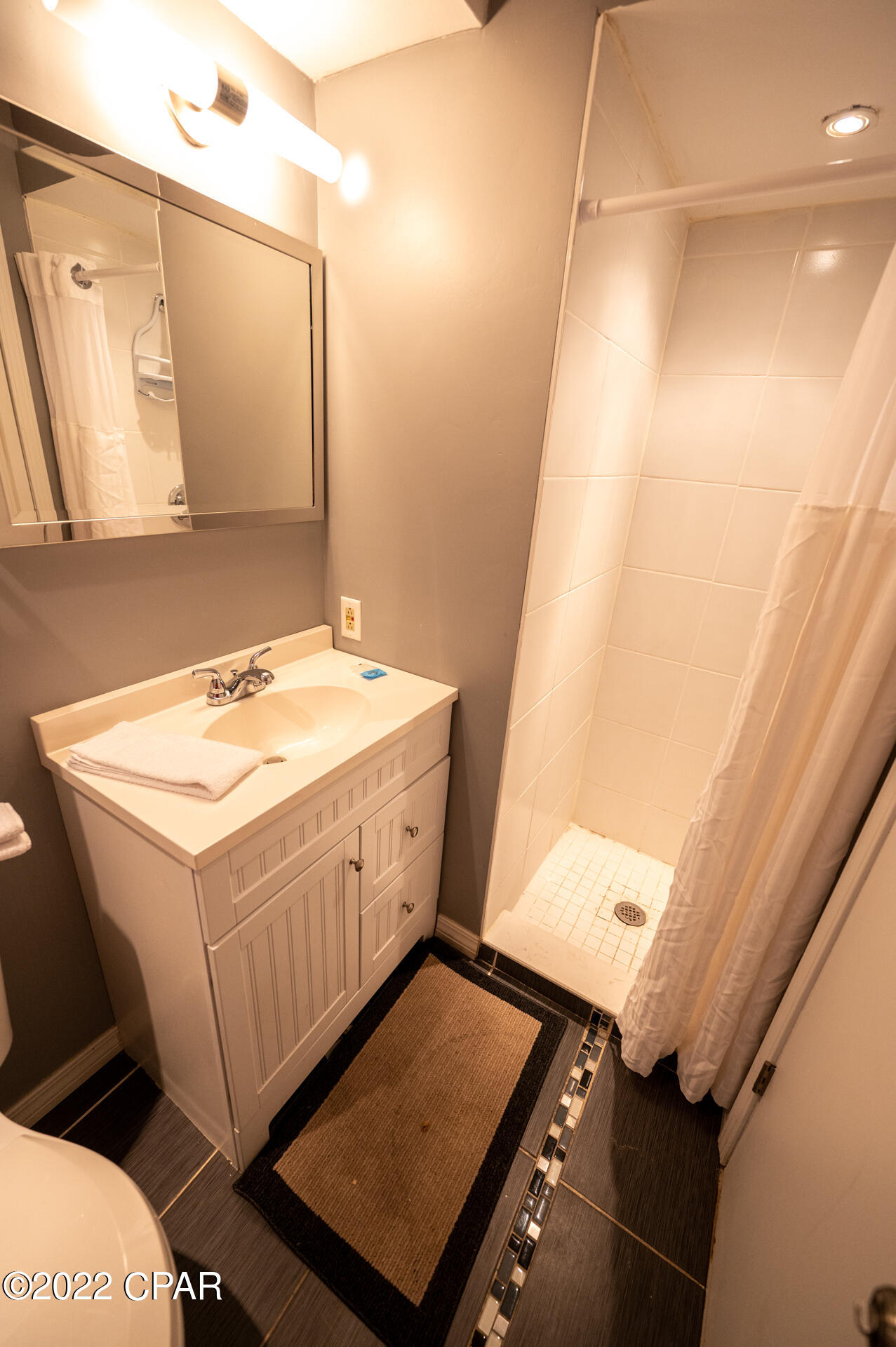 Edgewater Golf Villas V-B - Residential