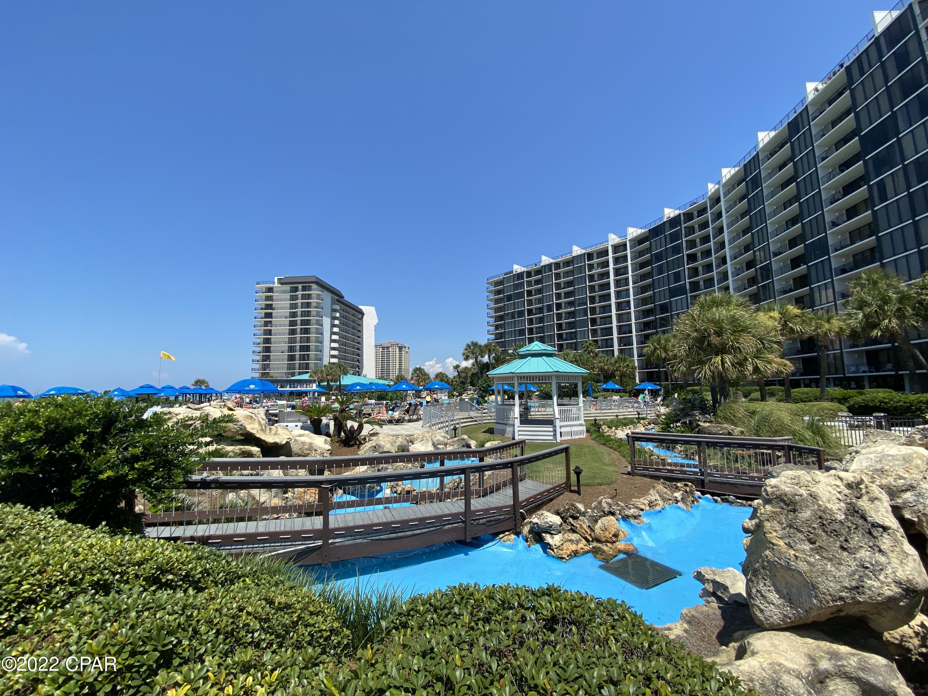 Edgewater Golf Villas V-B - Residential