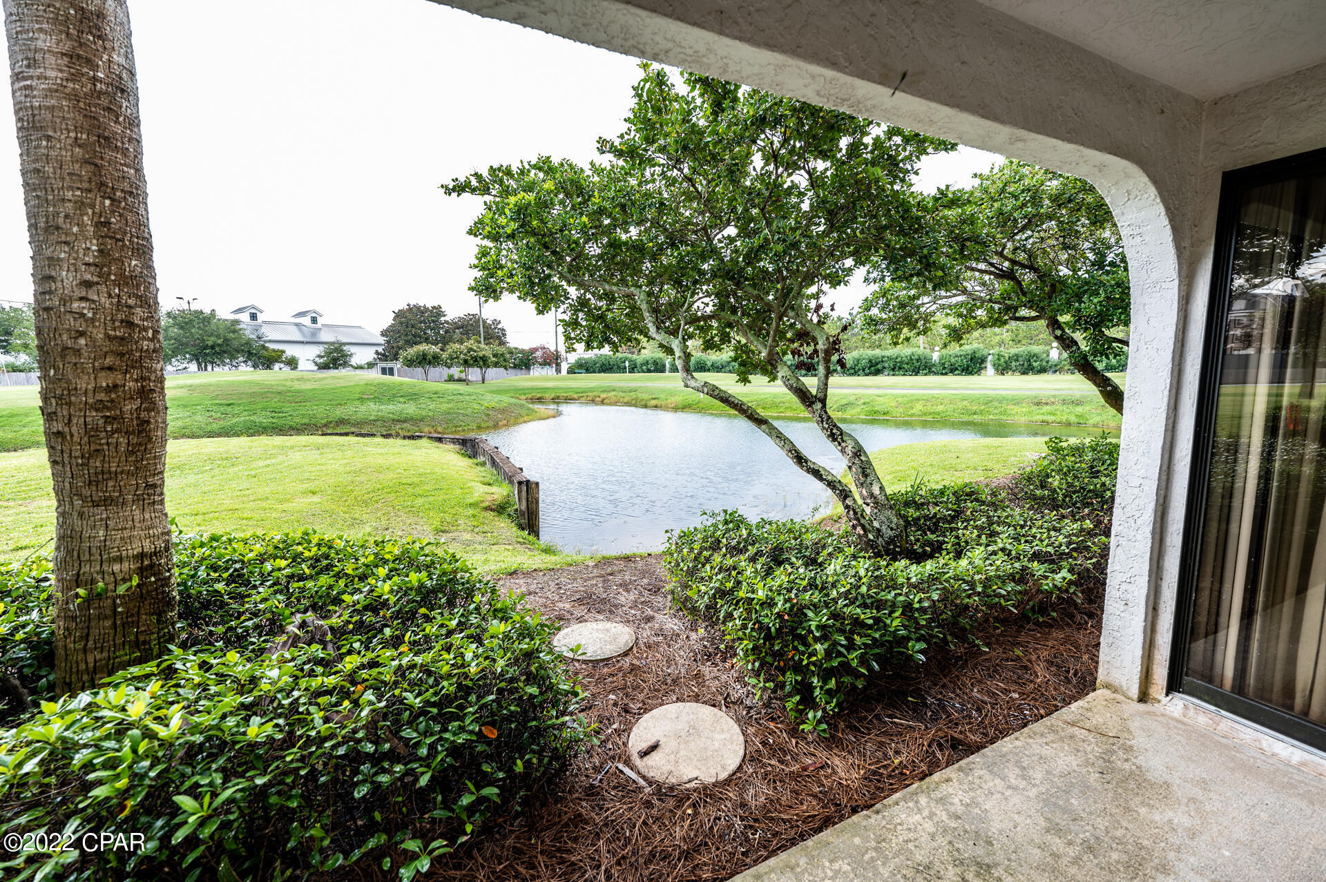 Edgewater Golf Villas V-B - Residential
