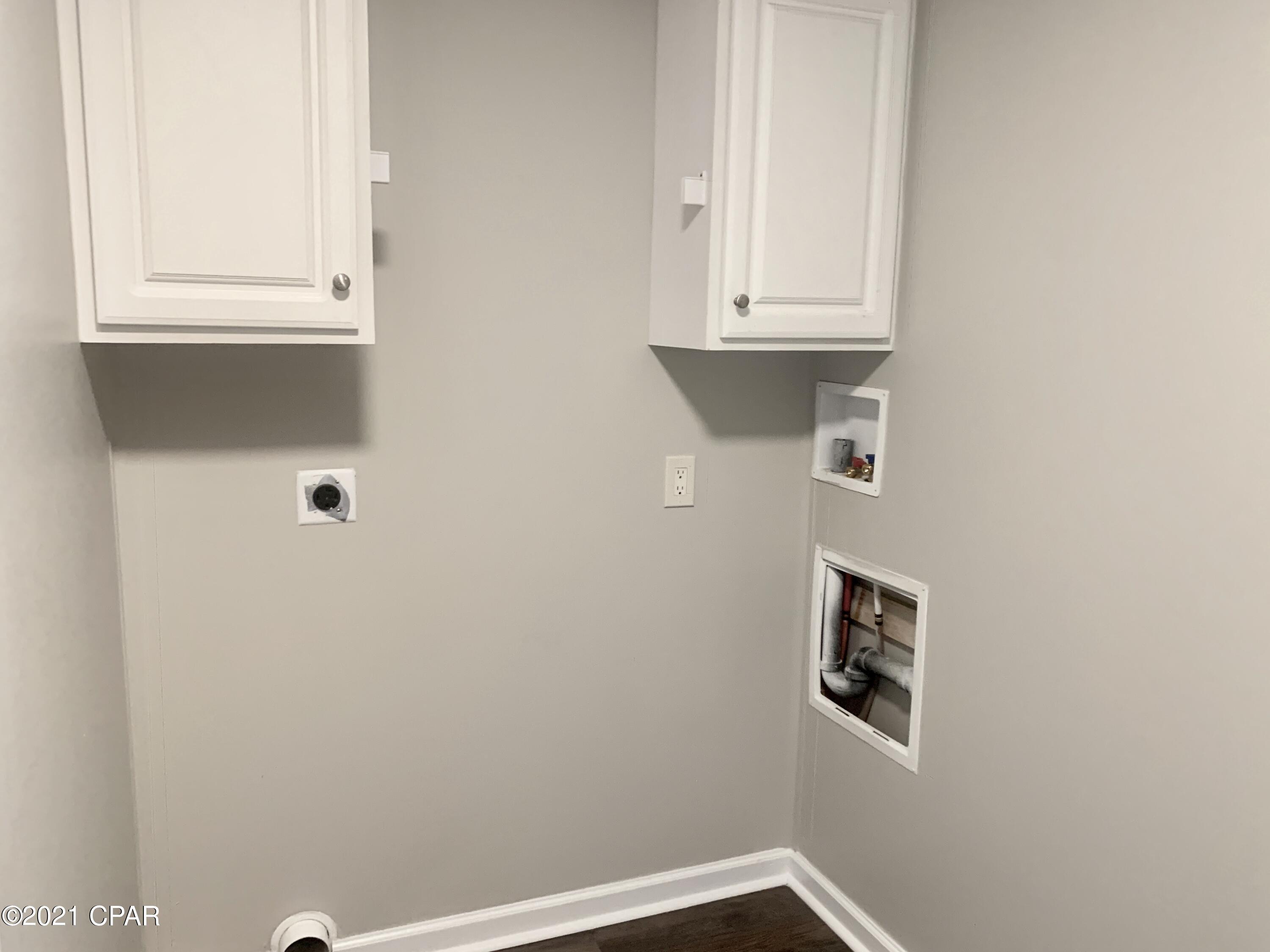 Creek Hollow Estates Unit - Residential