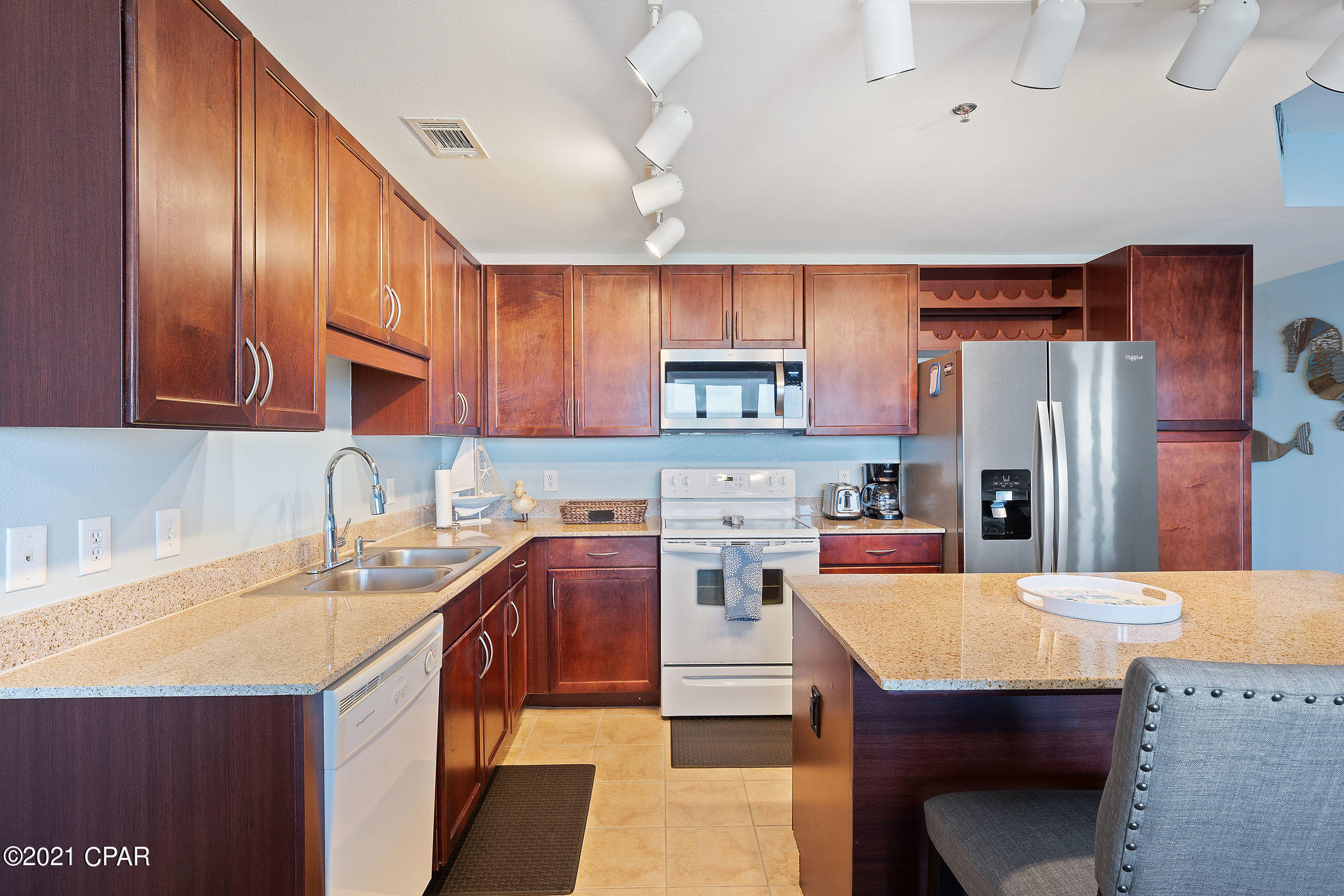 Laketown Wharf - Residential