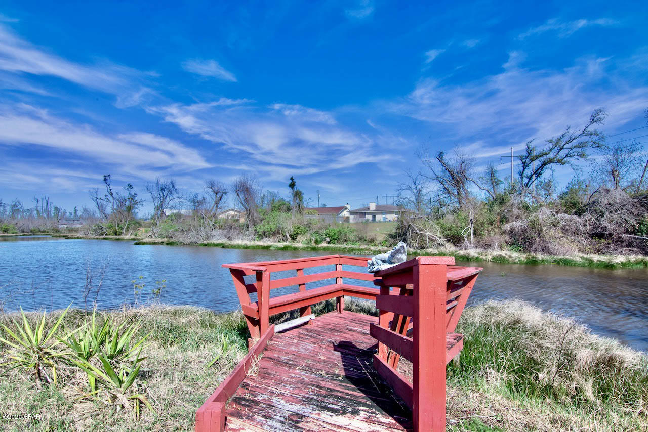 Towne & Country Lake Estates - Residential