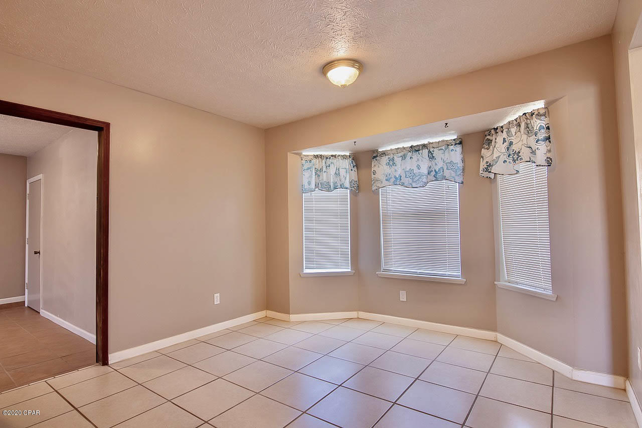 Towne & Country Lake Estates - Residential