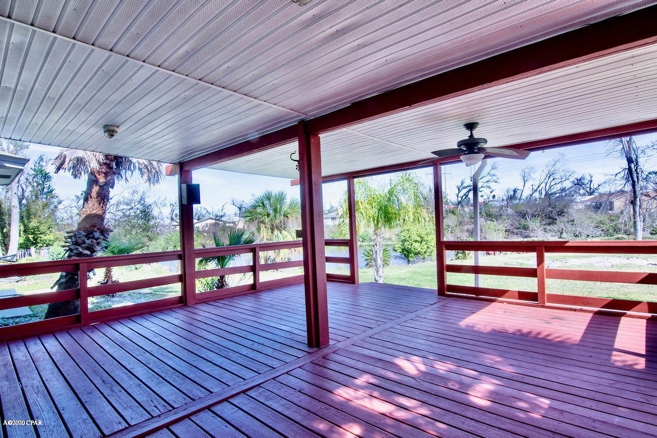 Towne & Country Lake Estates - Residential