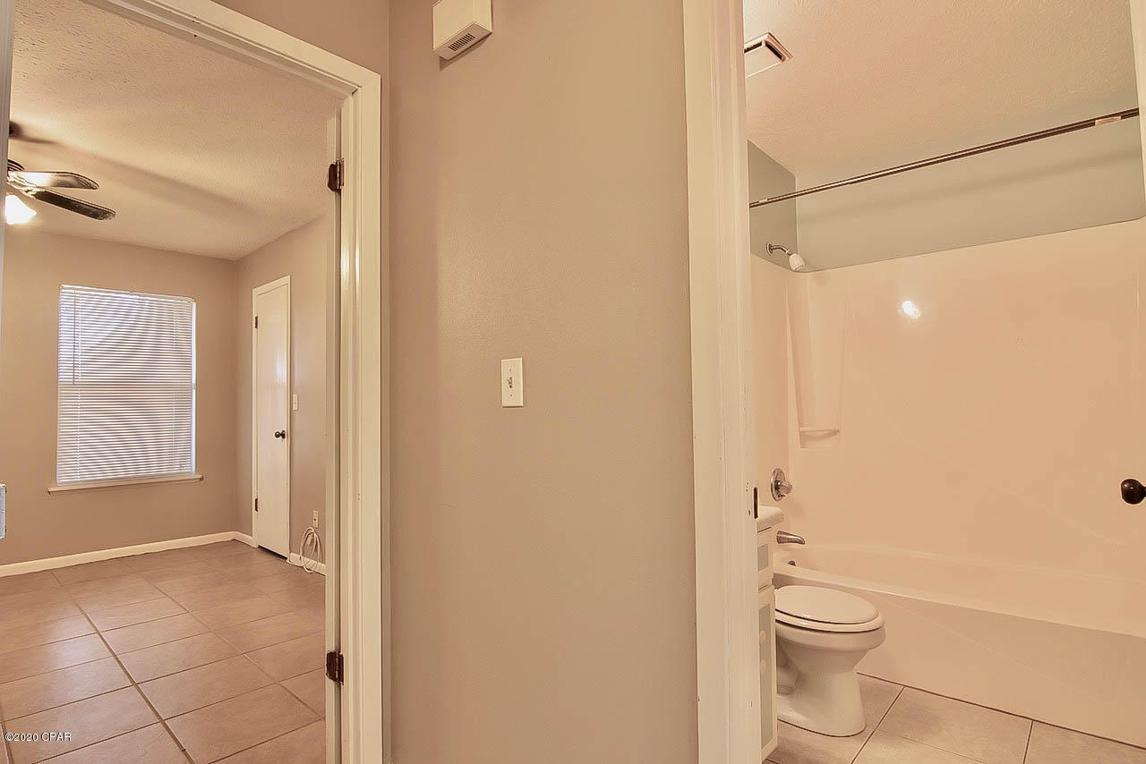 Towne & Country Lake Estates - Residential