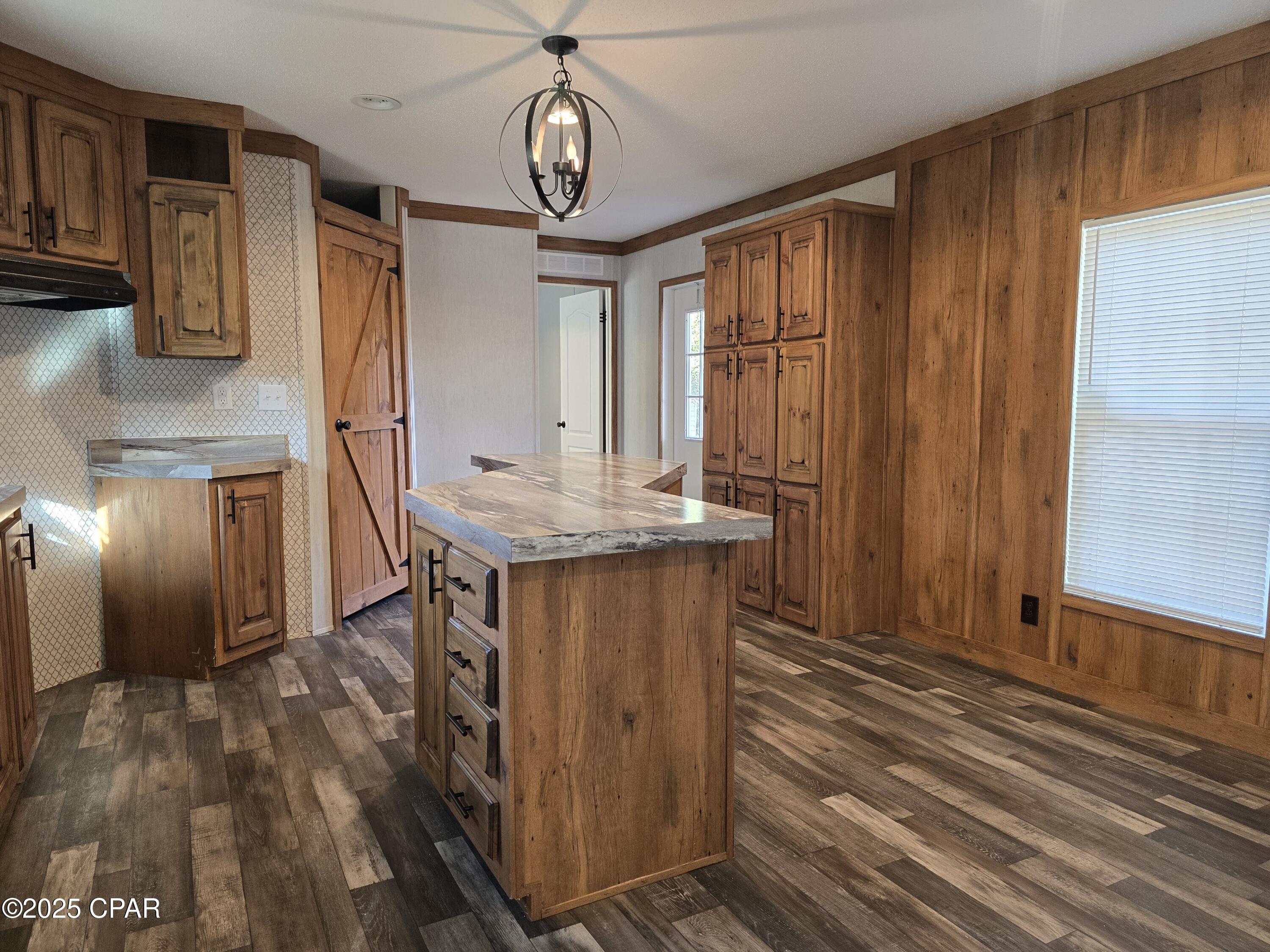 Tung Grove Ests 1st Sec - Residential