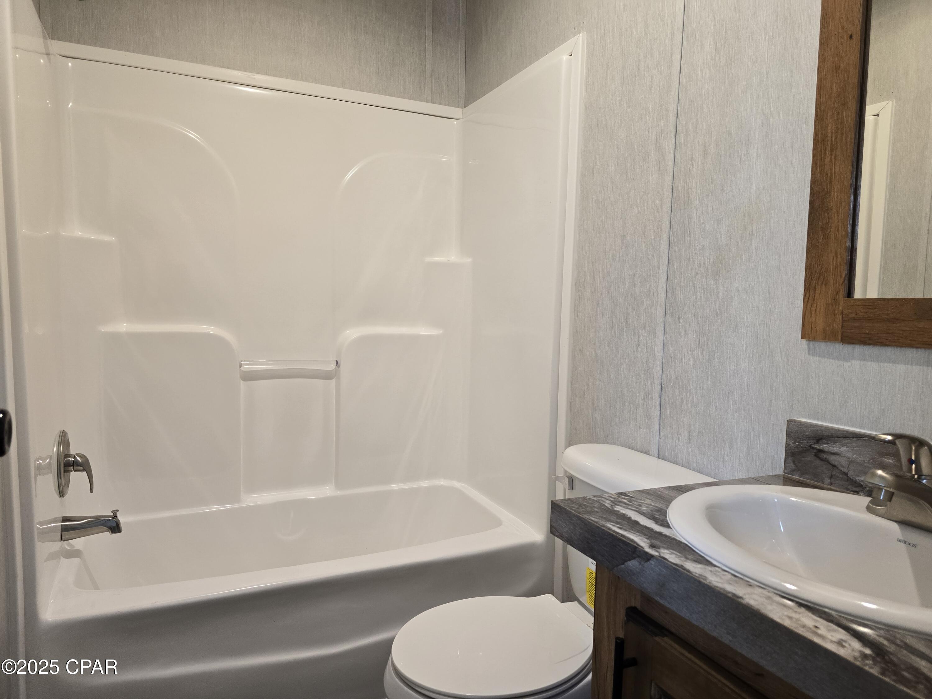 Tung Grove Ests 1st Sec - Residential