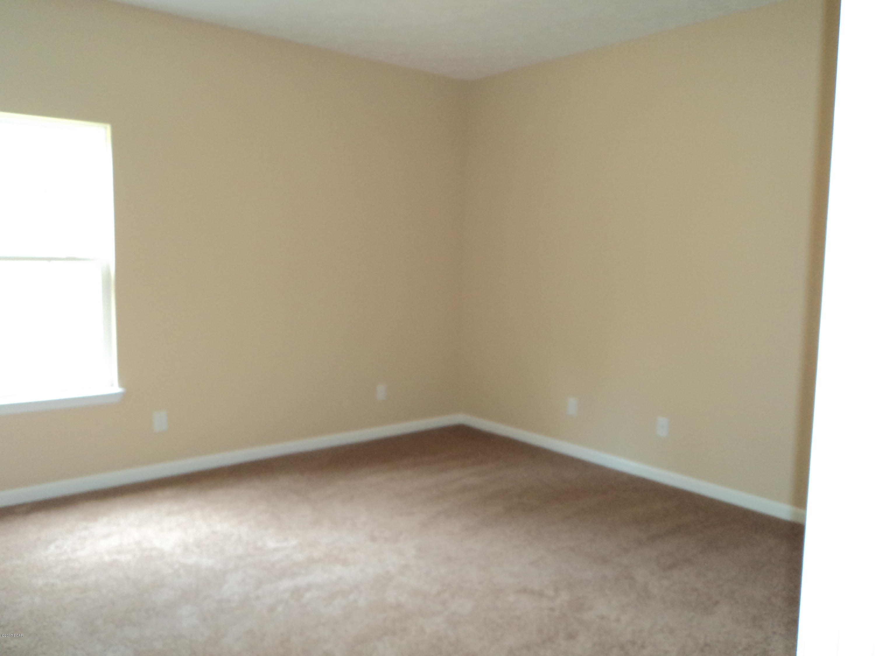 [No Recorded Subdiv] - Residential Lease