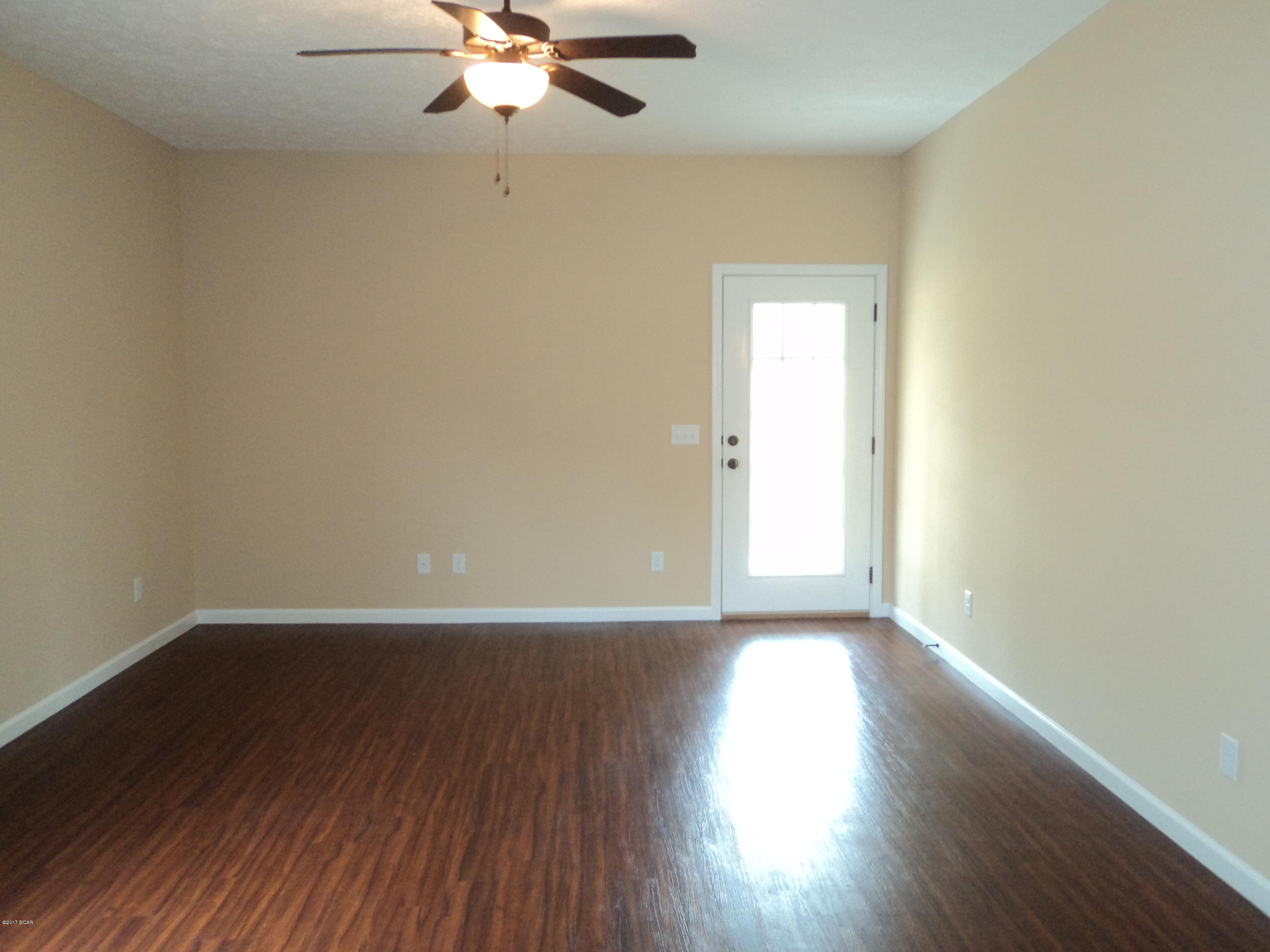 [No Recorded Subdiv] - Residential Lease