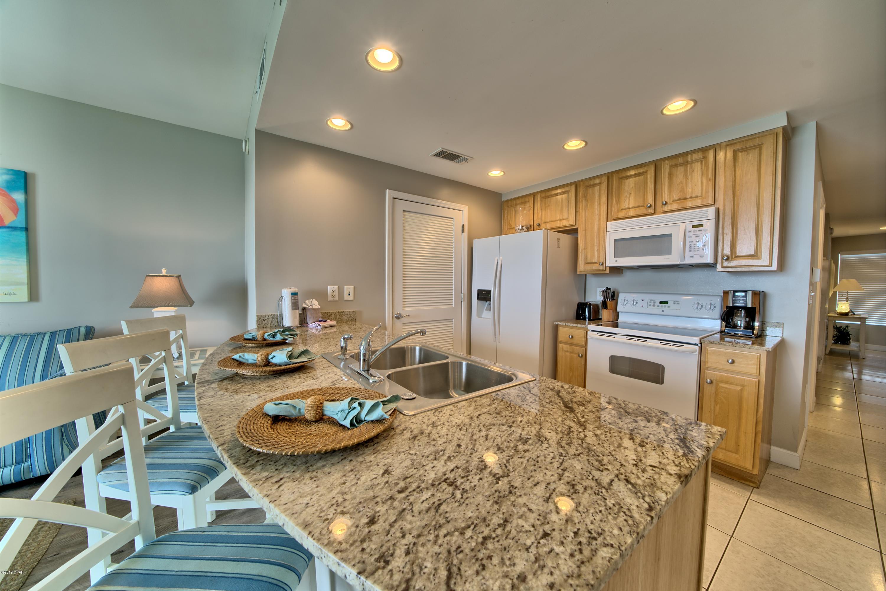 Splash Condo - Residential