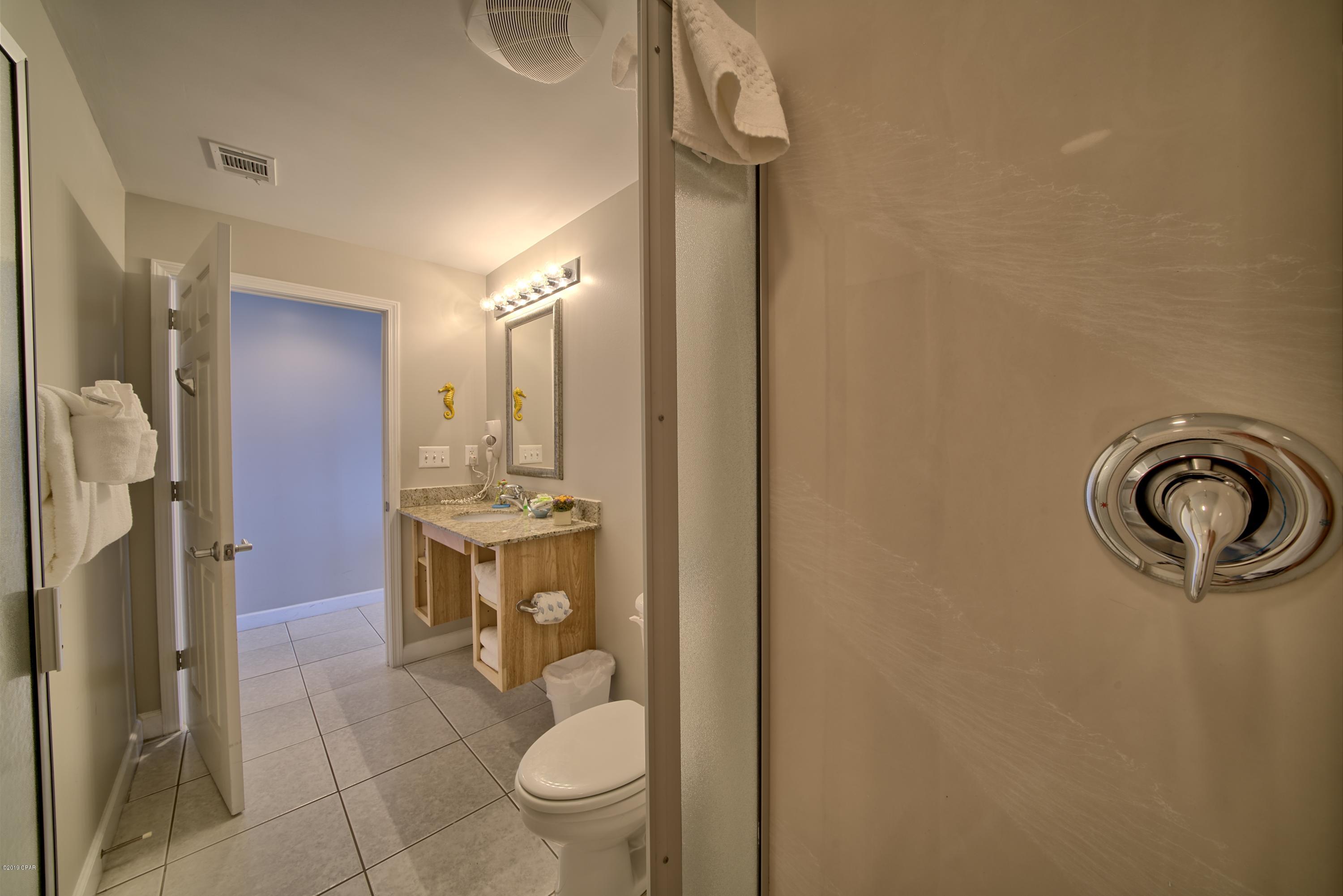 Splash Condo - Residential