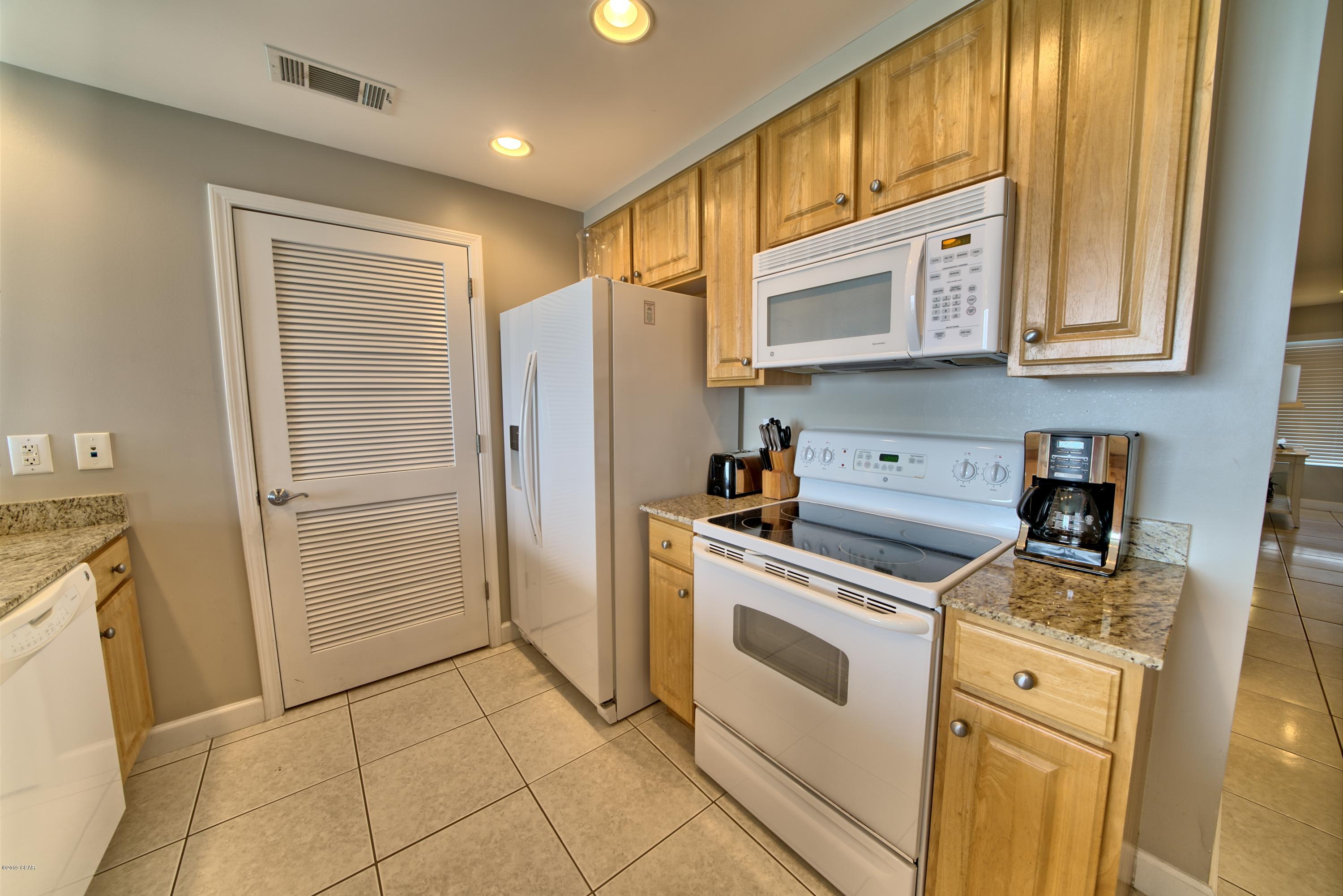 Splash Condo - Residential