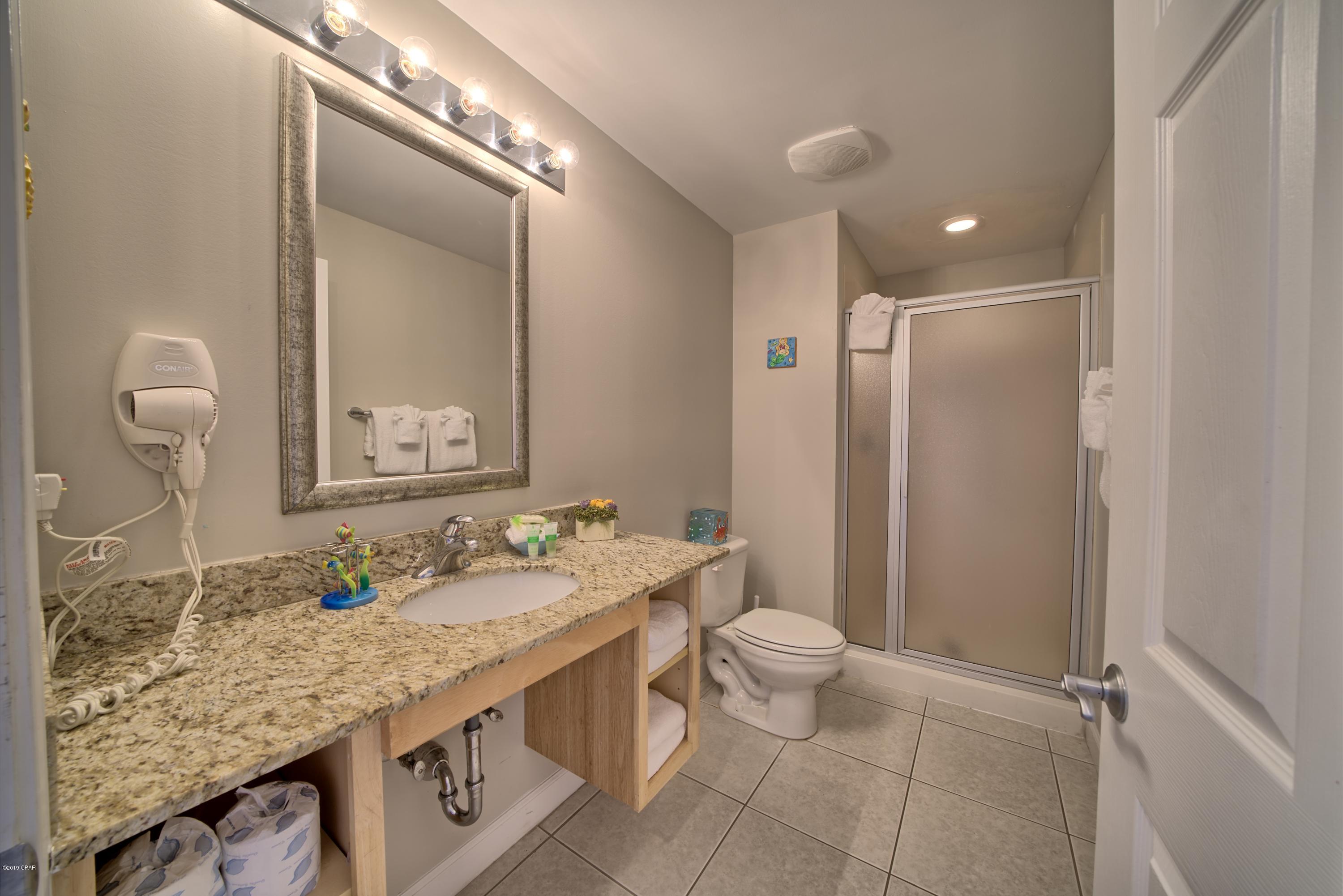 Splash Condo - Residential