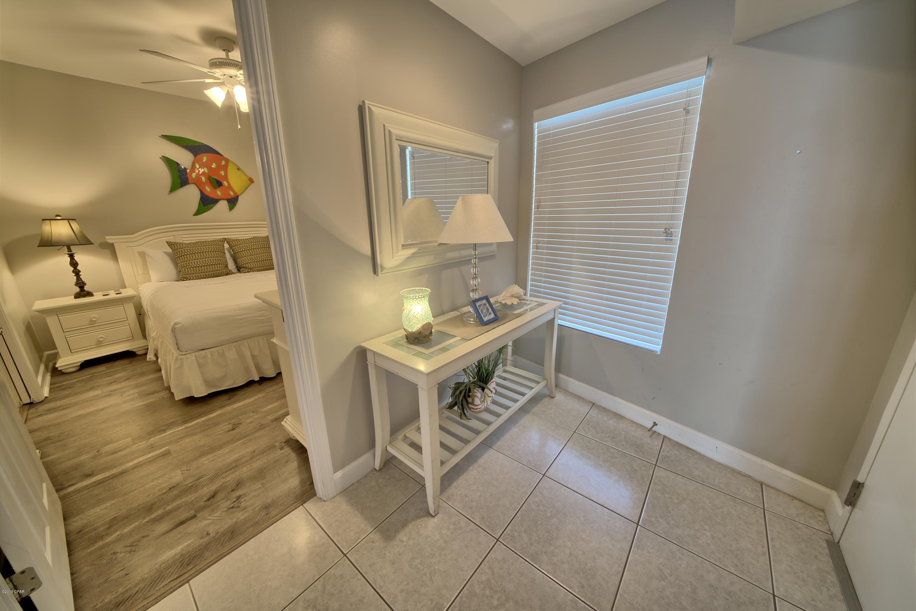 Splash Condo - Residential