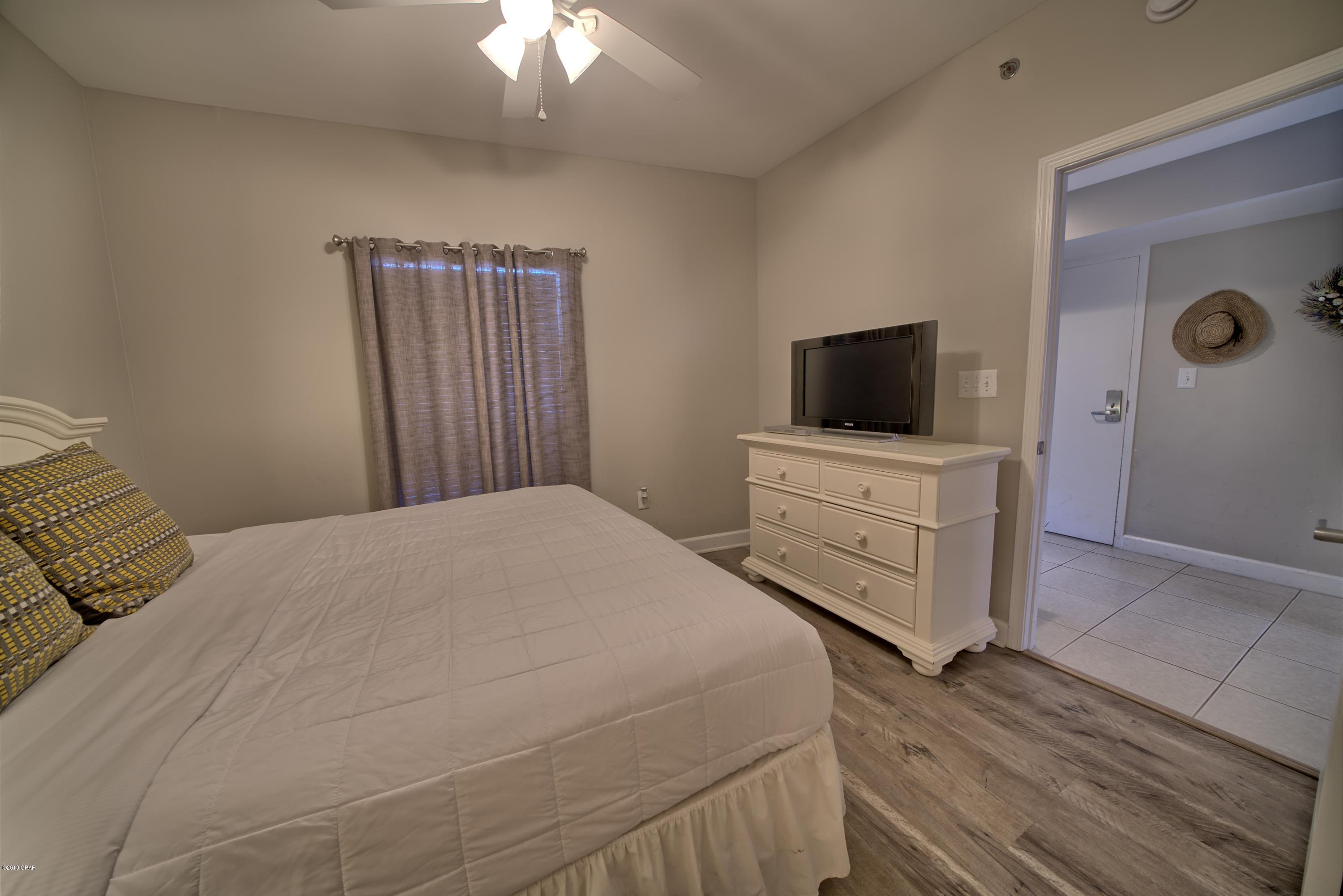 Splash Condo - Residential