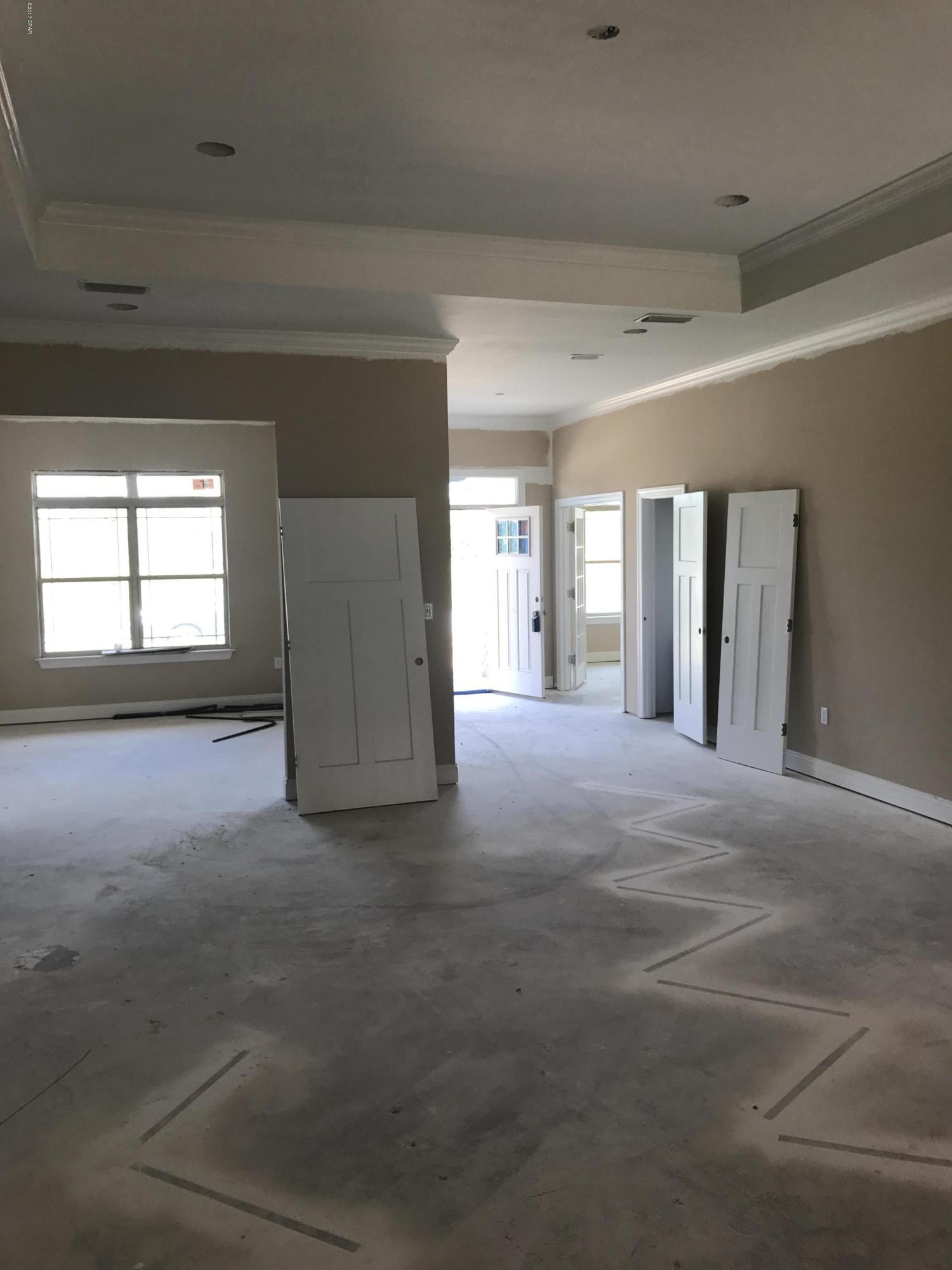 The Meadows & The Pointe - Residential