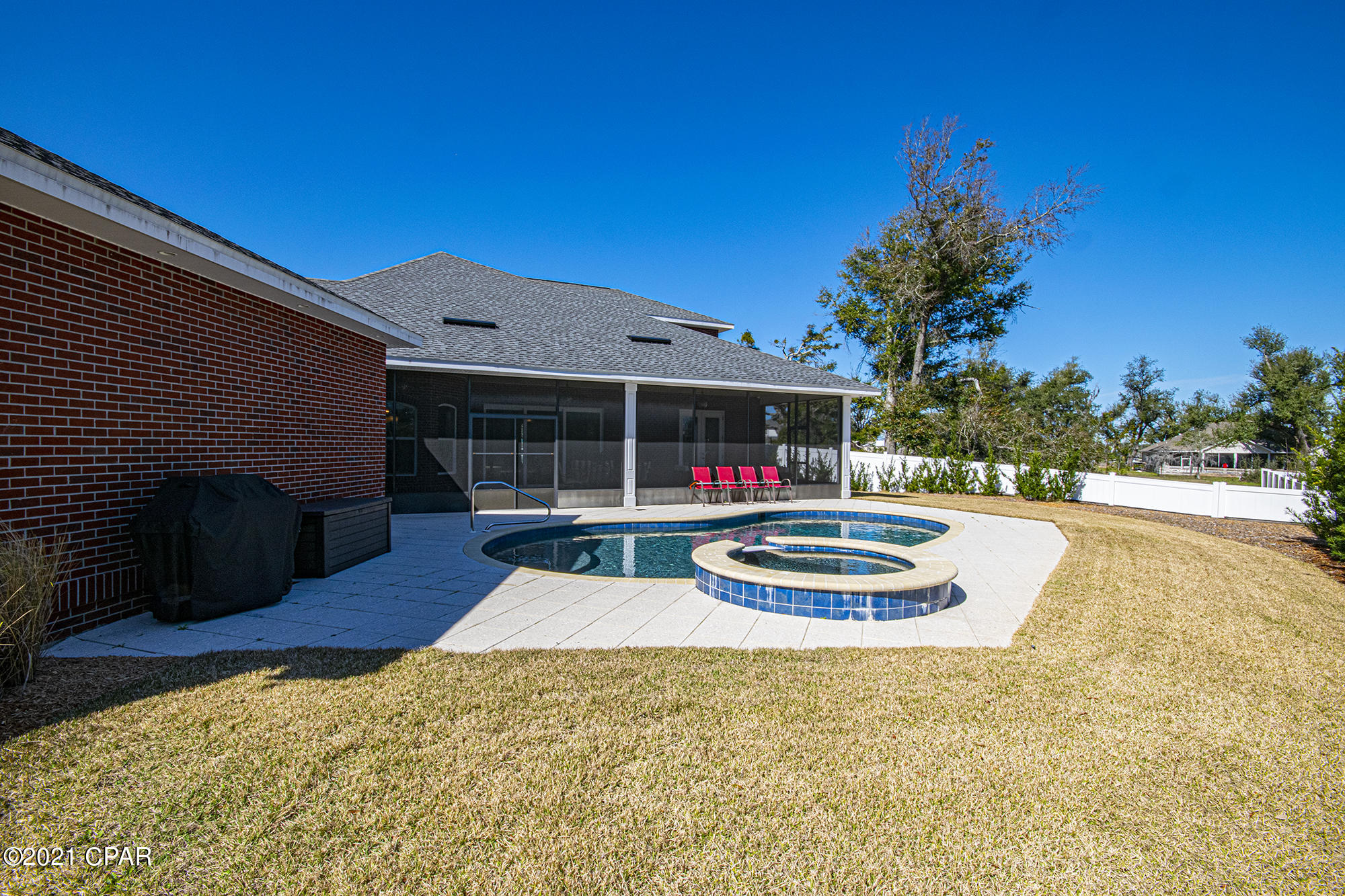 Cove Pointe - Residential