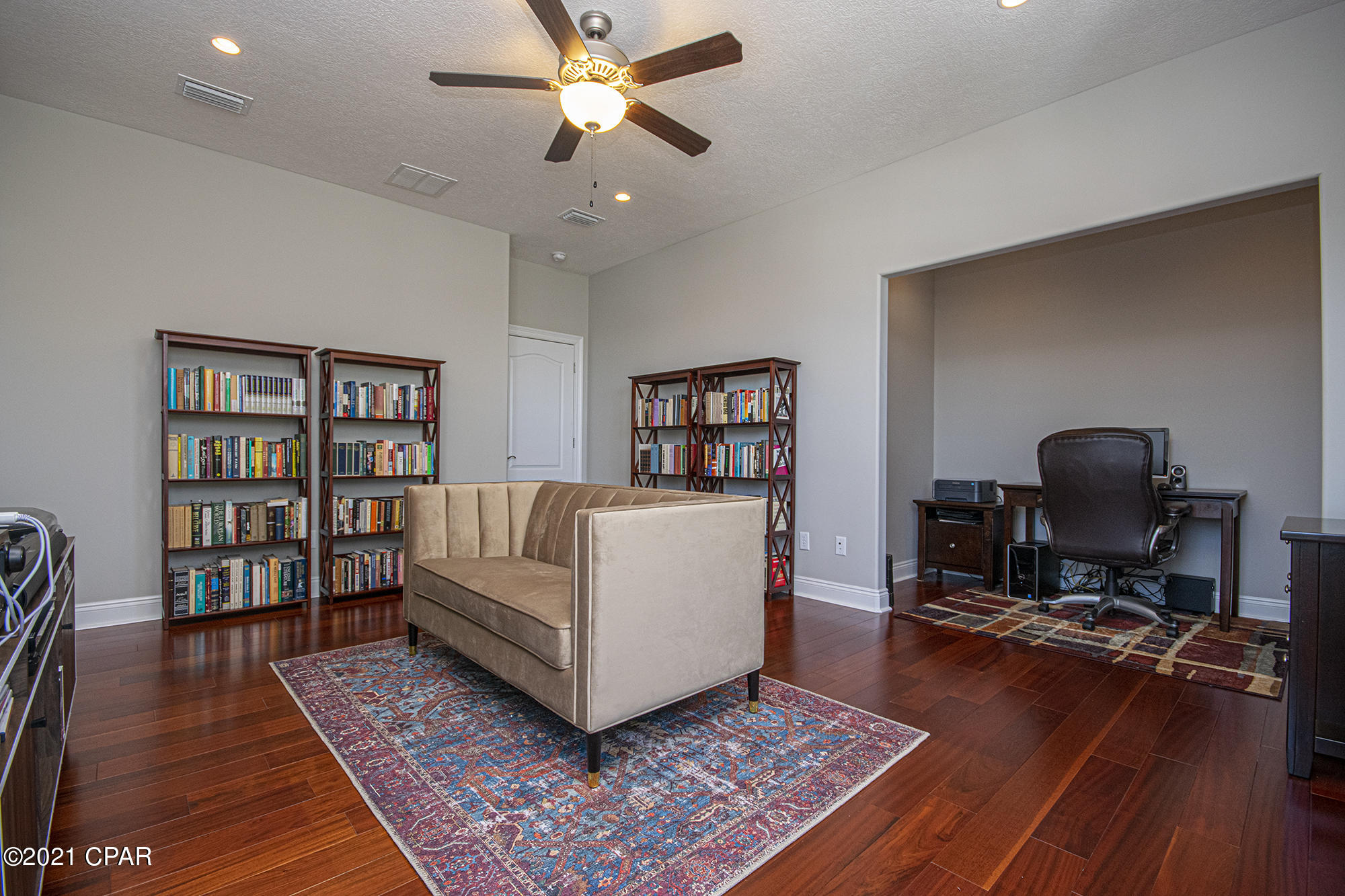 Cove Pointe - Residential