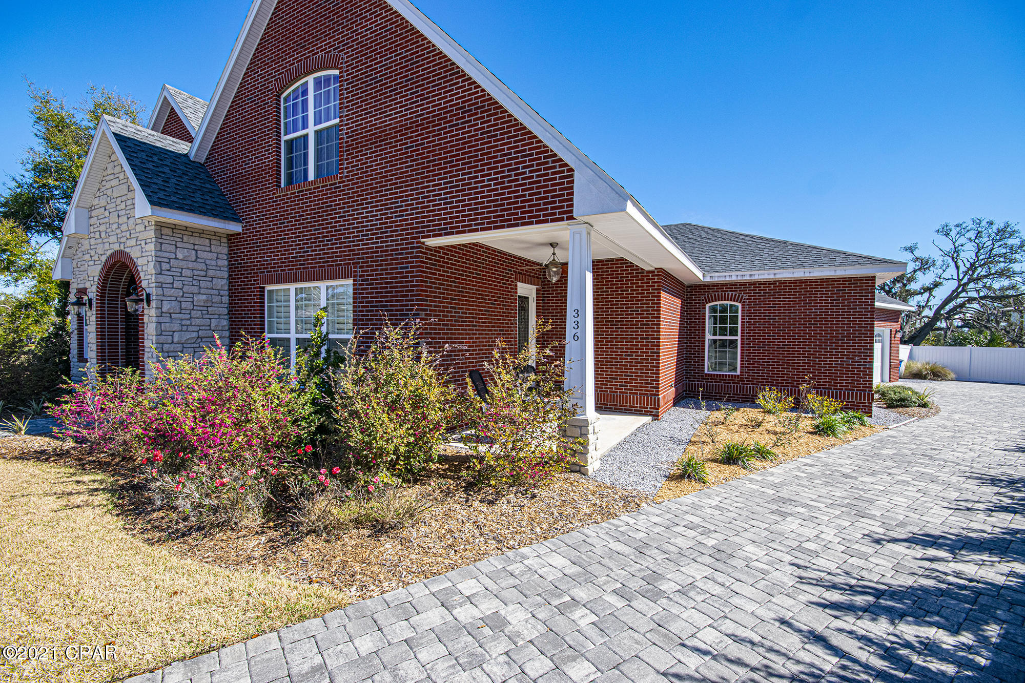 Cove Pointe - Residential