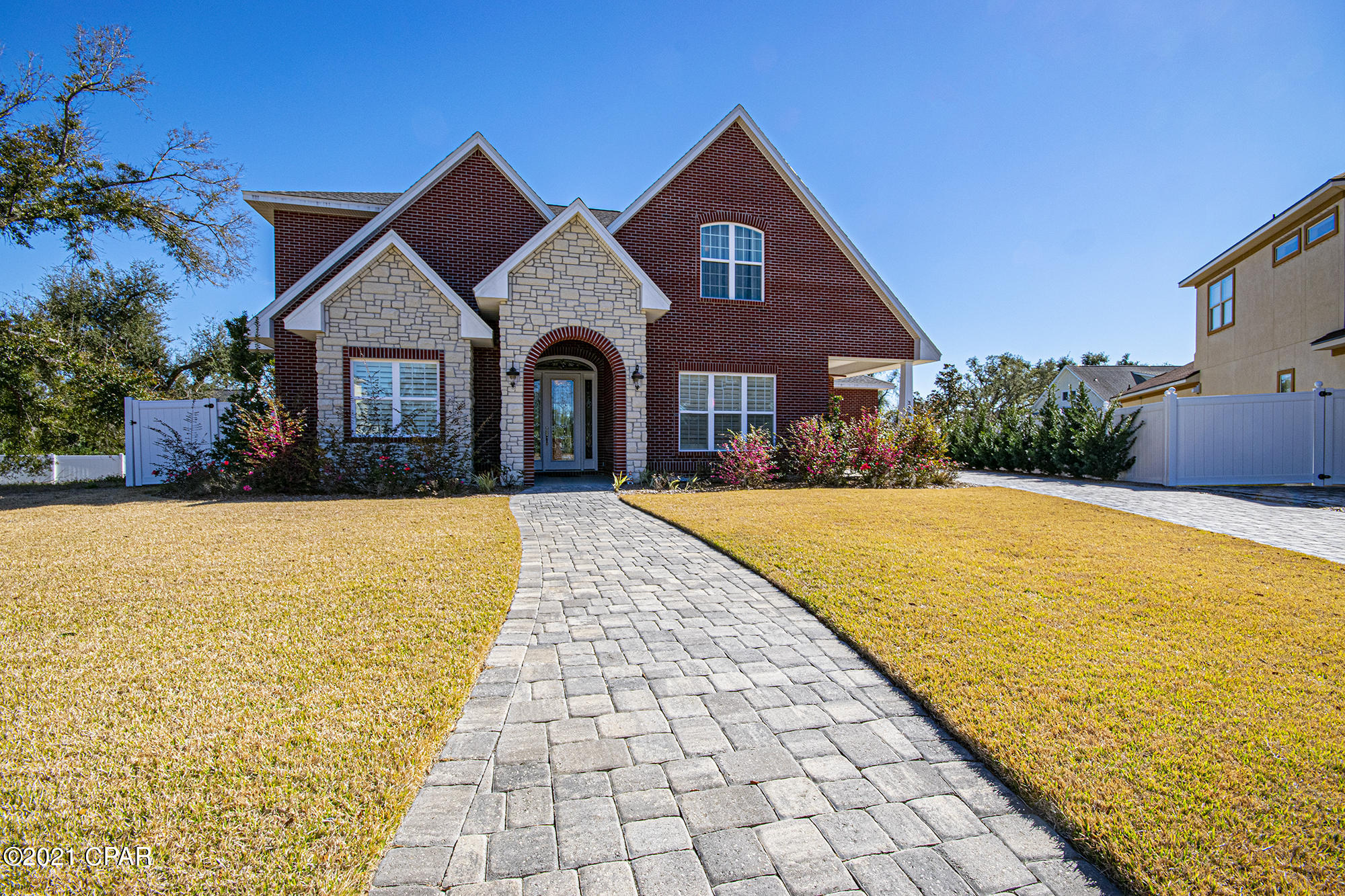 Cove Pointe - Residential