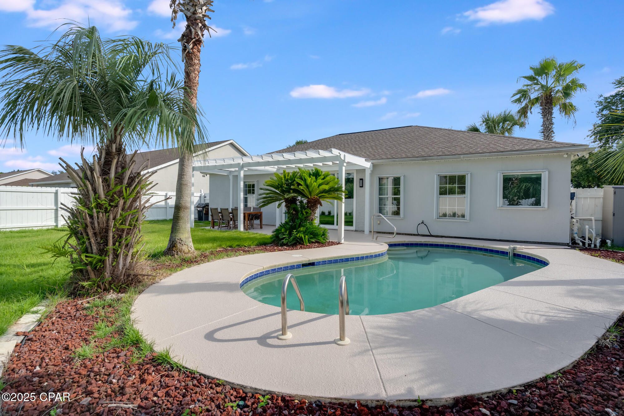 Palmetto Trace - Residential Lease