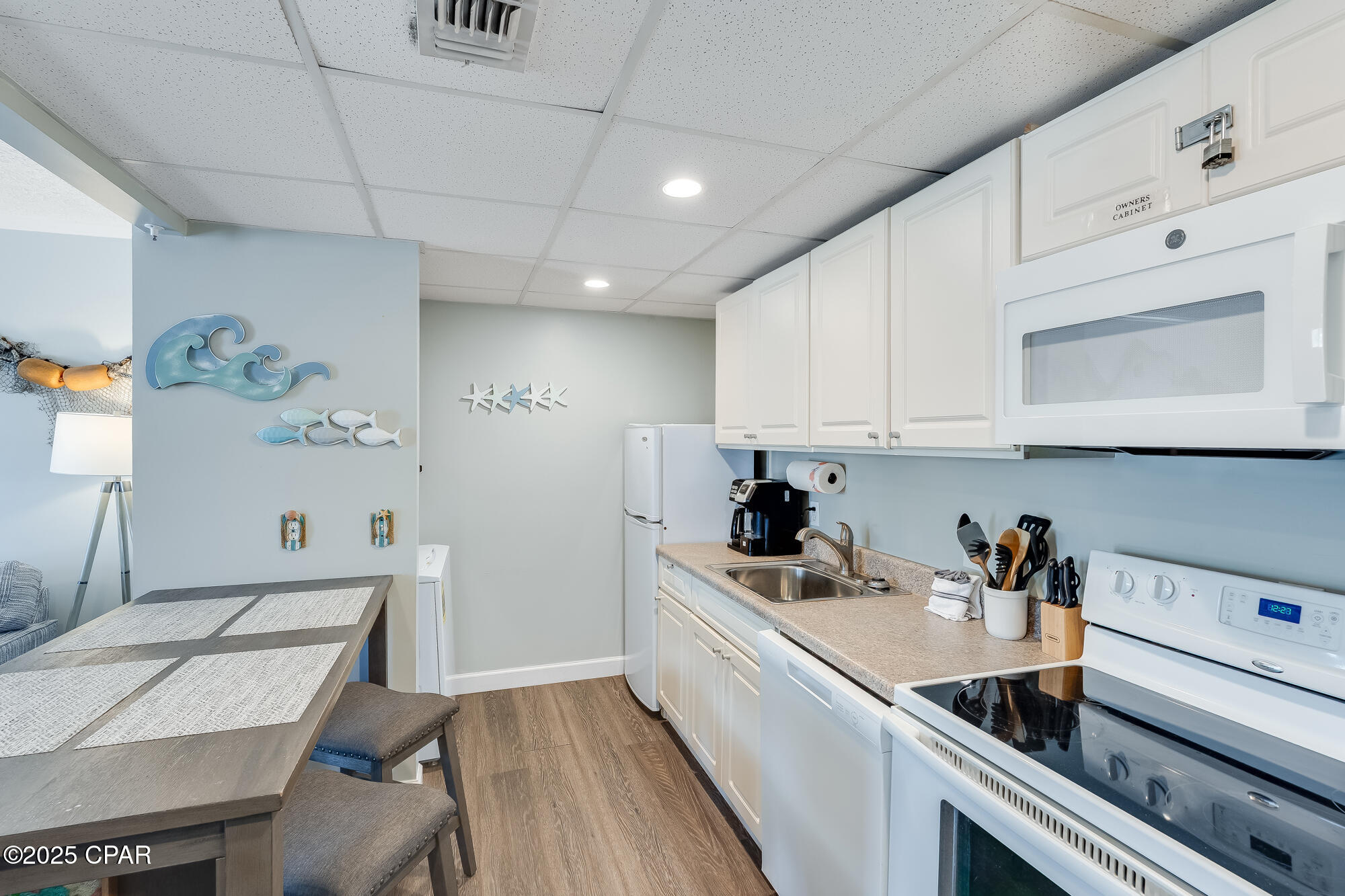 Grand Lagoon Cove Condominium - Residential