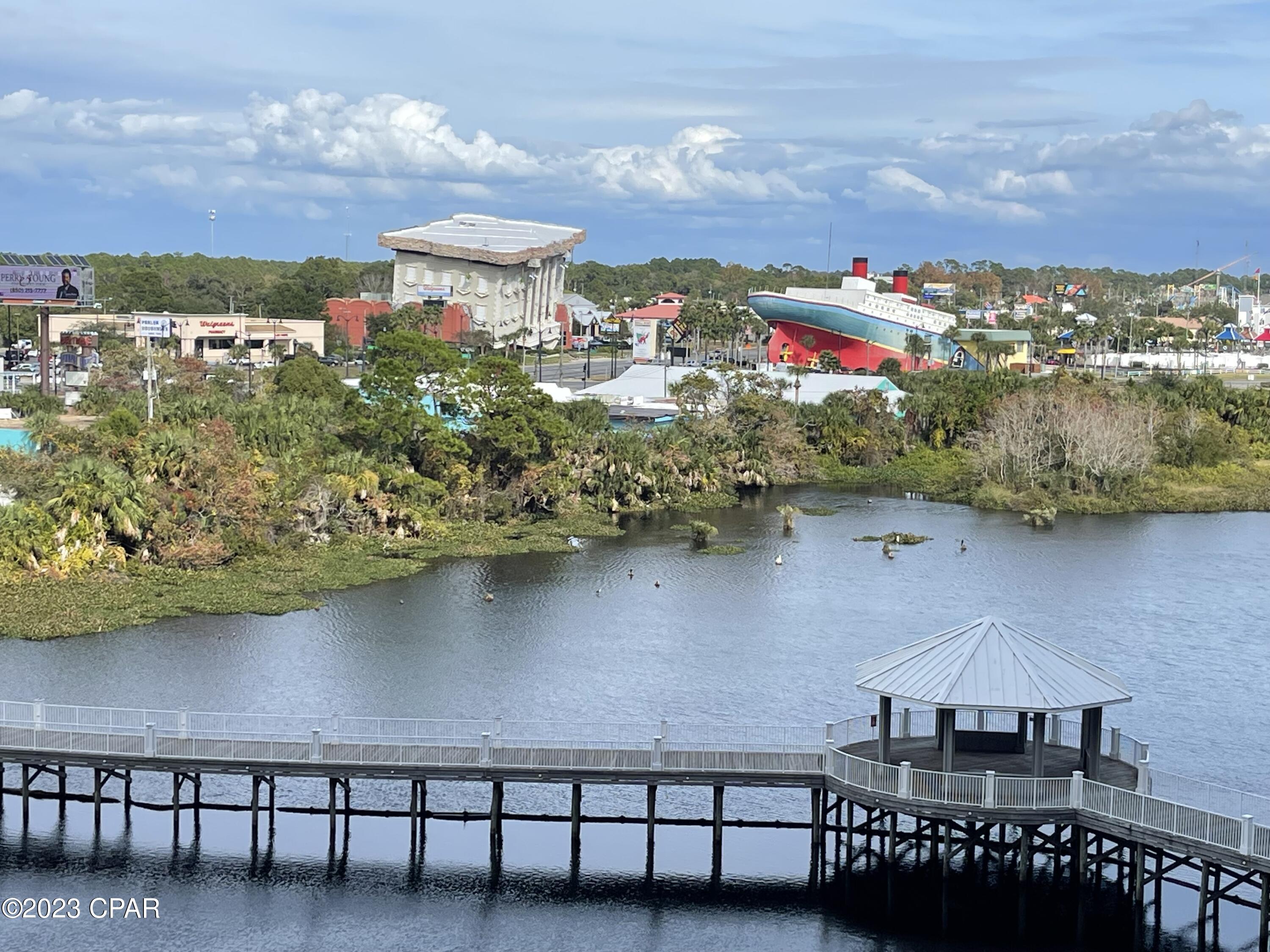 Laketown Wharf - Residential