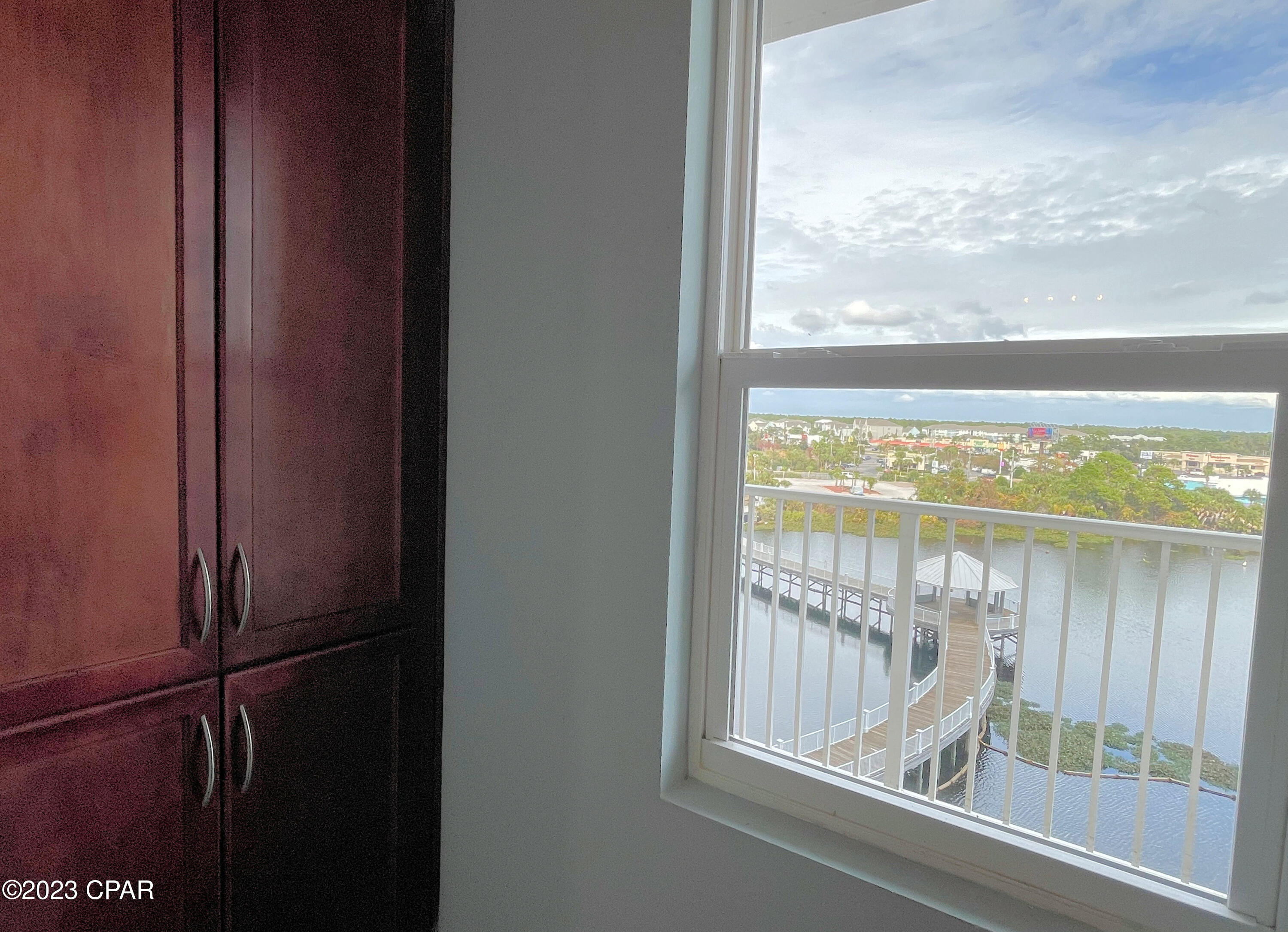 Laketown Wharf - Residential