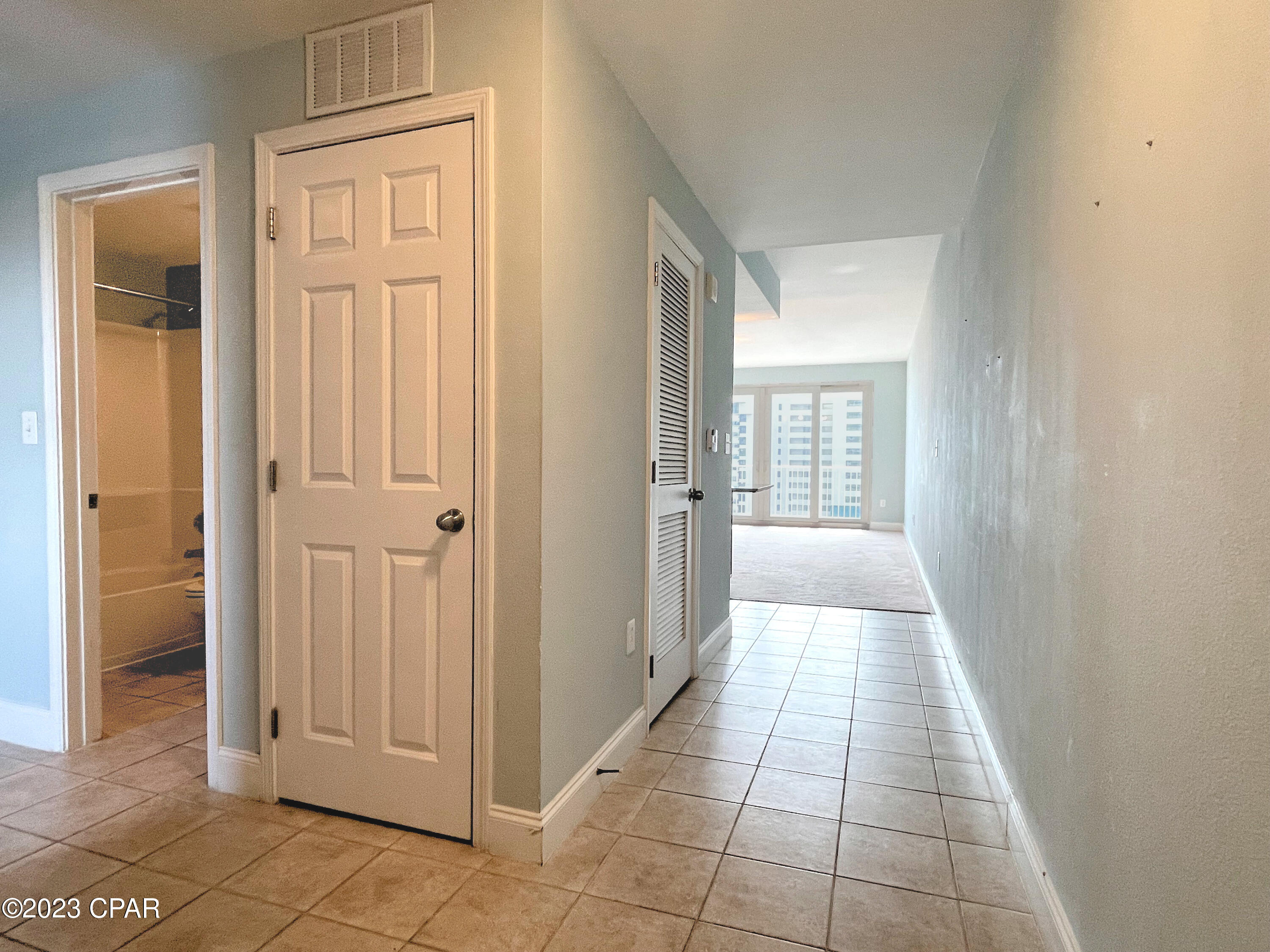 Laketown Wharf - Residential